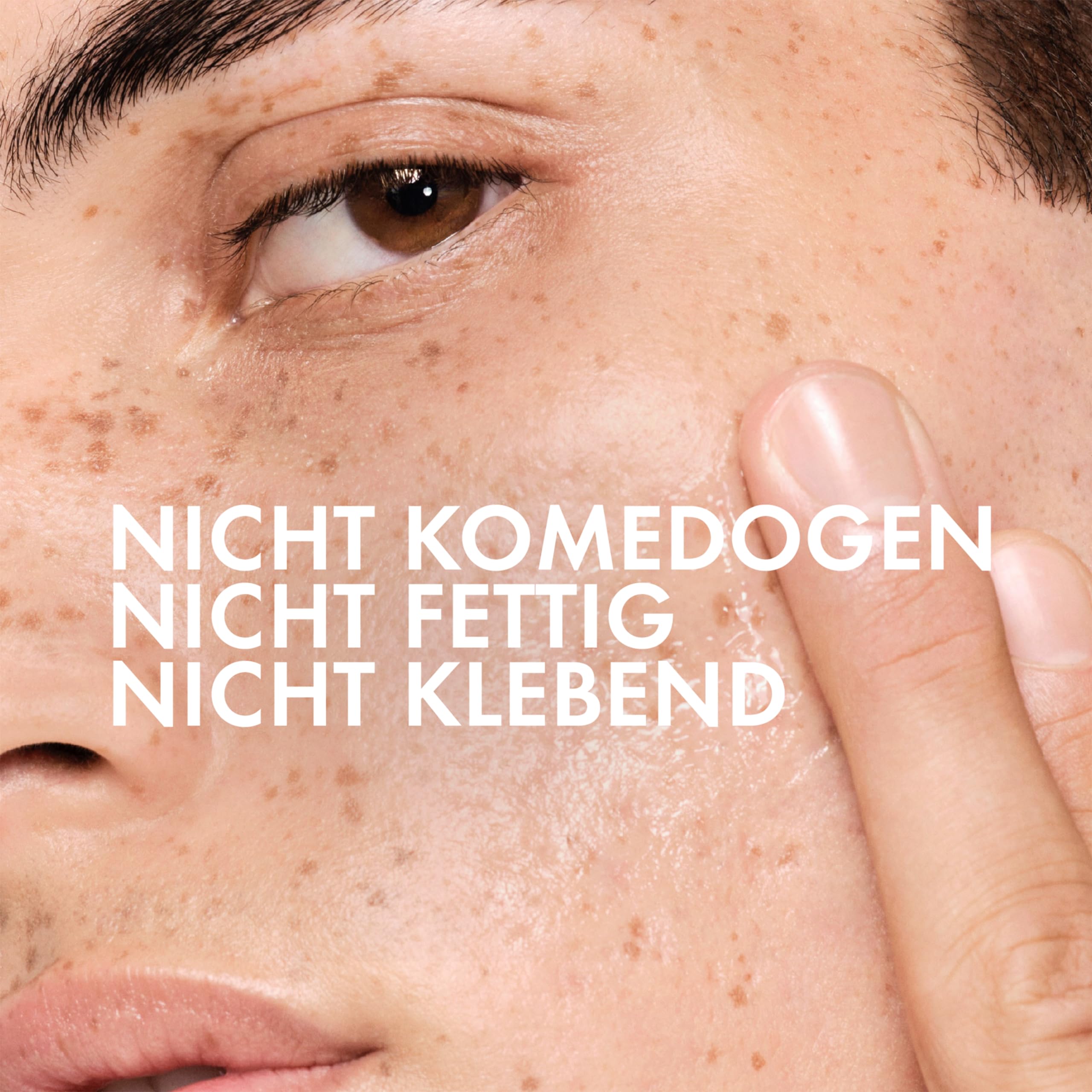 VICHY Sensitive Anti-Unreinheiten-Pflege, Für fettige, zu Akne neigende Haut, Mattierend und Regenerierend, Mit Hyaluron- und Salicylsäure, Normaderm Phytosolution, 50 ml