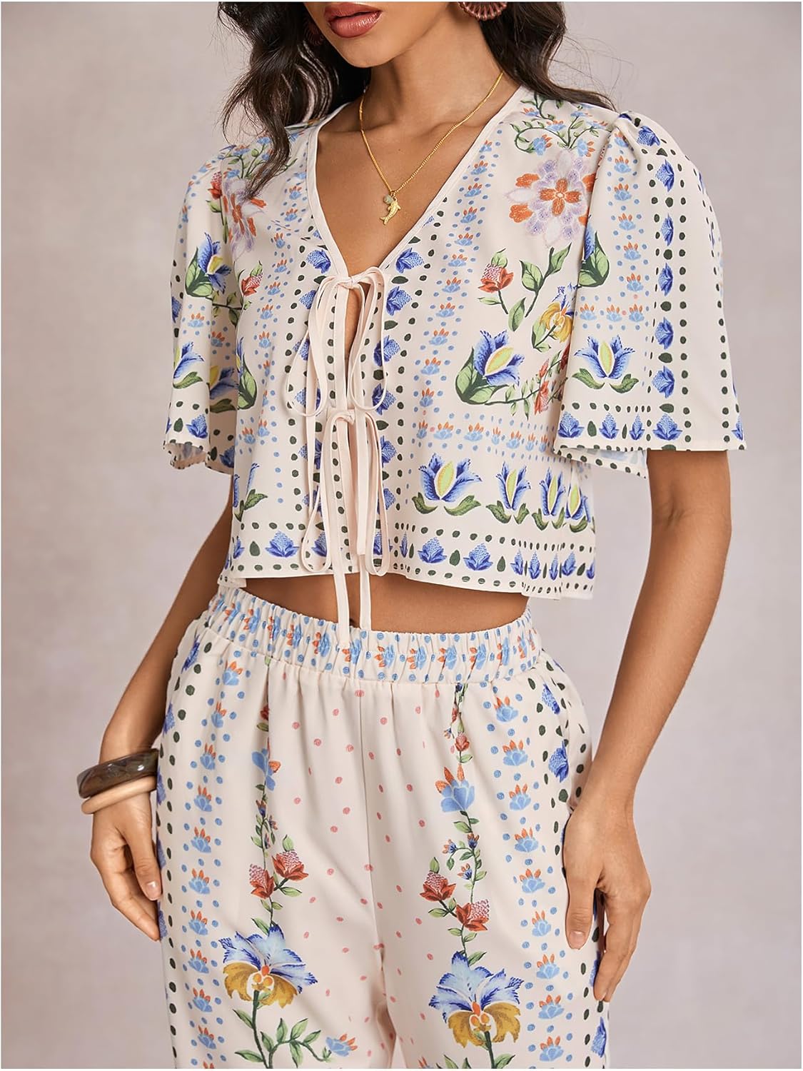 WDIRARA Women's Boho Floral 2 Piece Palazzo Pants Set Short Sleeve Tie Front Blouse Wide Leg Pants Vacation Outfits - Image 4