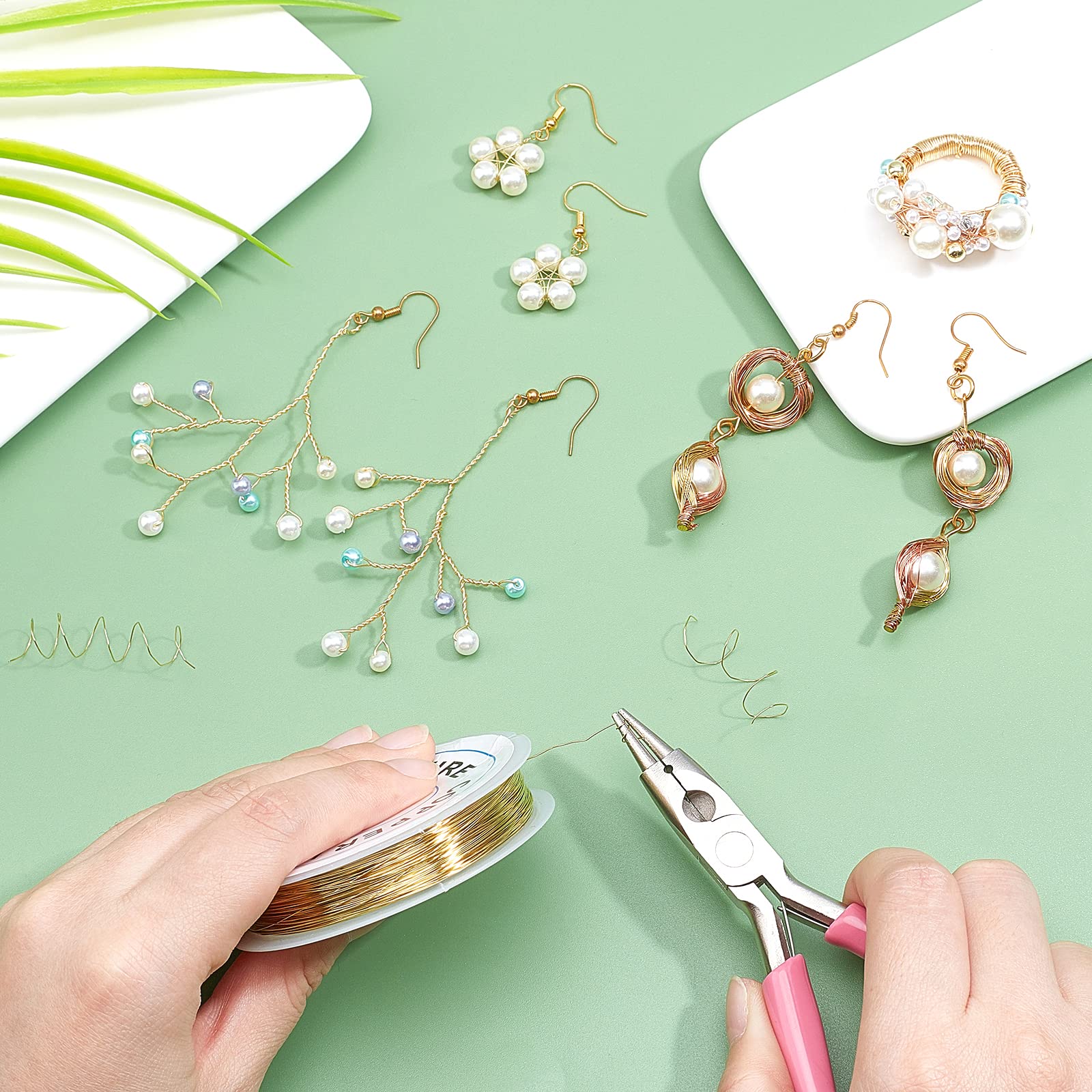 Filo Di Acciaio Per Gioielli PH PandaHall 10m Filo Di Rame Per Gioielli Placcato Oro 18K Filo Di Metallo Dorato 1mm Fili Metallico Per Perline Creazione Di Gioielli Bracciali Collane Artigianali Fai