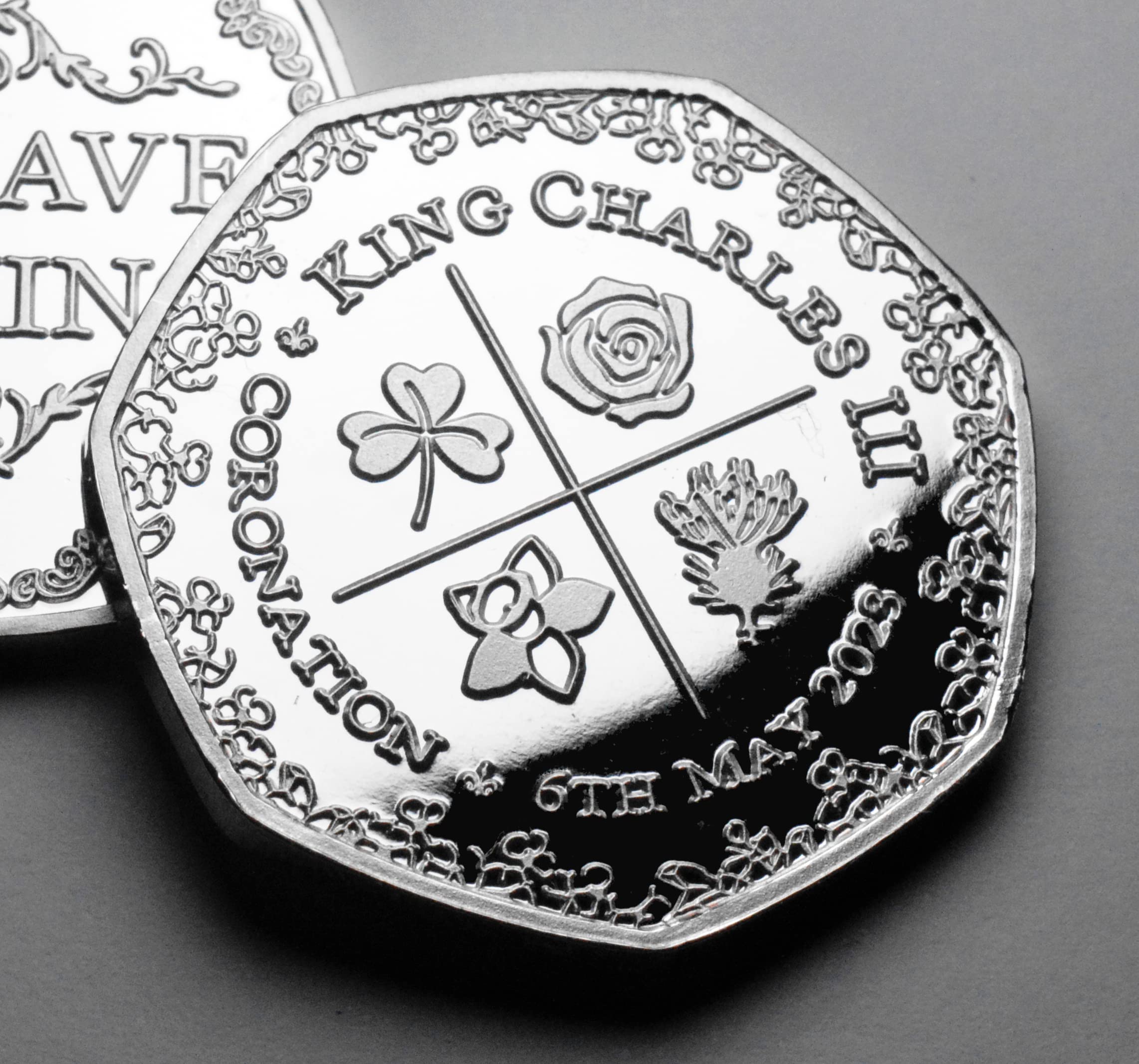 The Commemorative Coin Company KING CHARLES III Coronation Commemorative in Presentation Case. 6th May 2023. His Majesty. Royal Family - Image 4