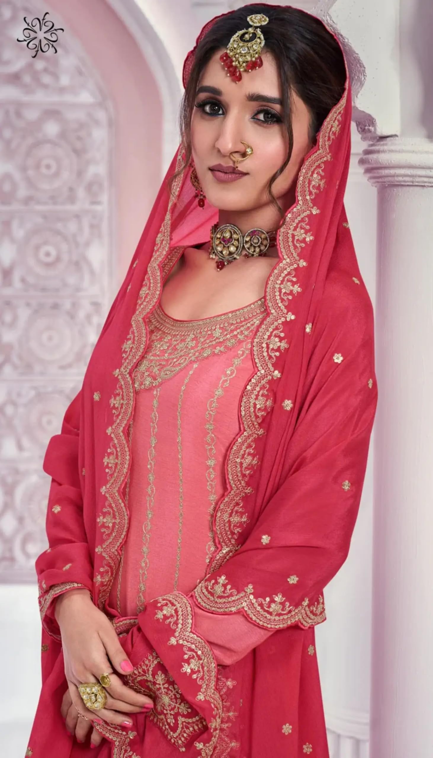 Damski brzoskwiniowy różowy czysty Chinon designerski zestaw garniturowy Sharara z Dupatta