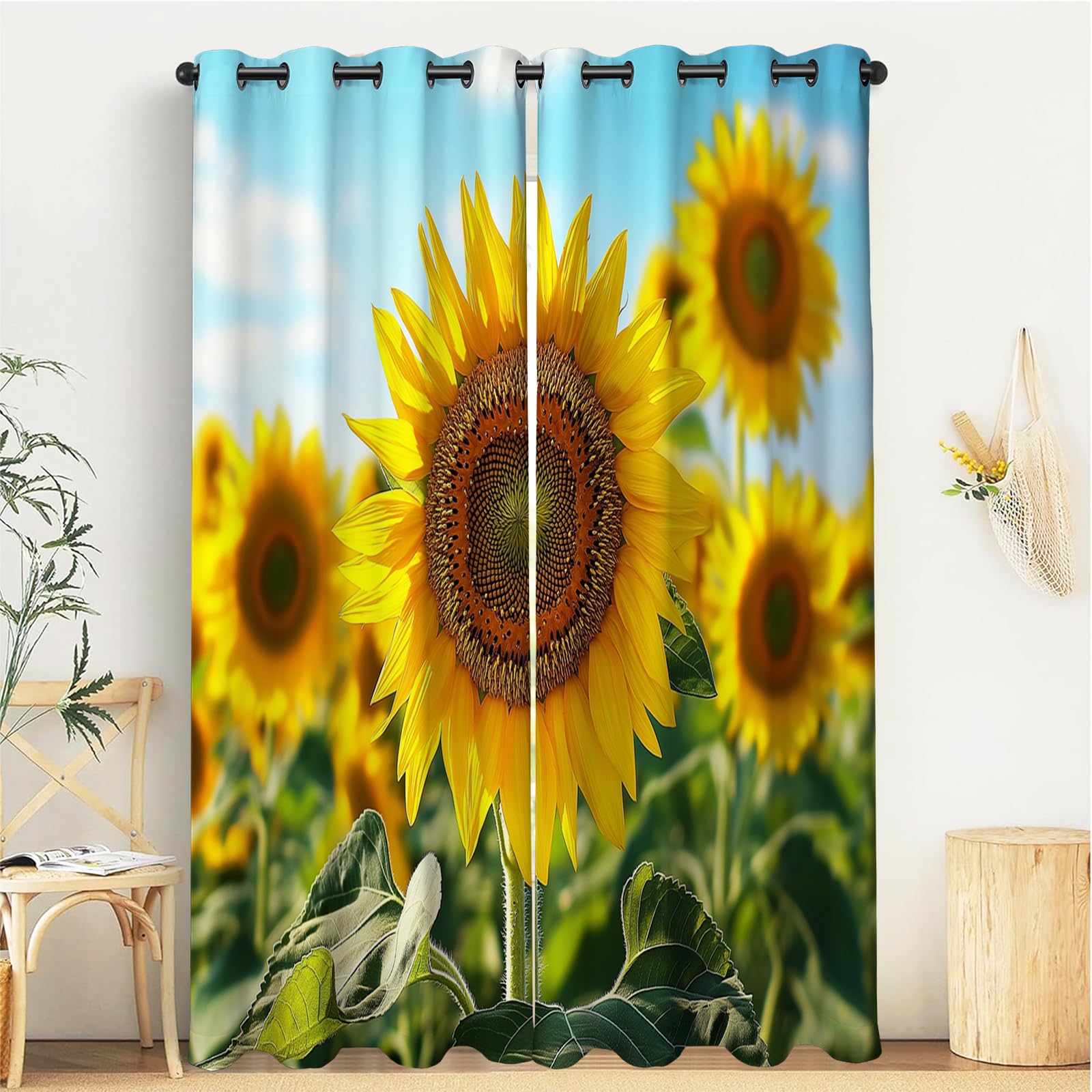 Rideaux de jaune tournesols pour illuminer votre cuisine et réchauffer l'ambiance du salon