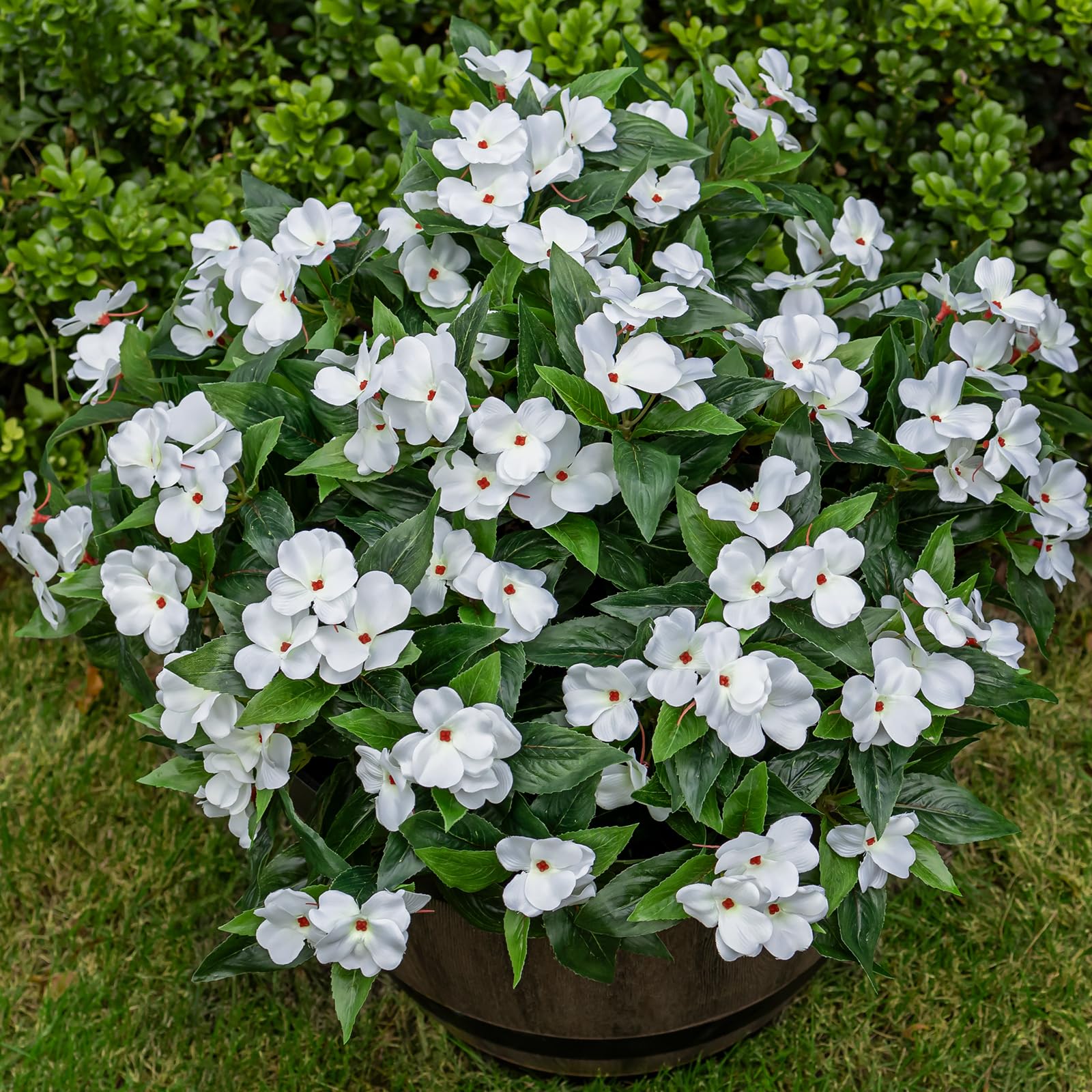 Nigirior Artificial Fake Flowers for Outdoor Décor 6 Bundles UV Resistant Fake Plants for Planter Faux Impatiens for Home Porch/Garden Stunning（White）