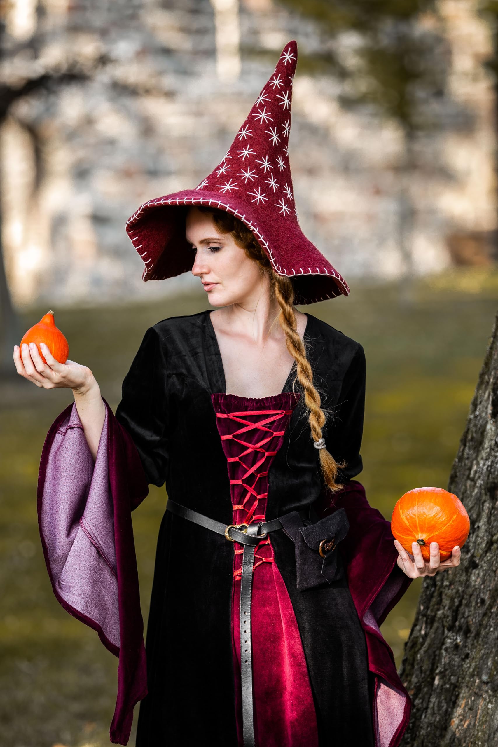 Leonardo Carbone® Hexenhut Star - Hexenkostüm, Mittelalter Kleidung Kopfbedeckung, Halloween Kostüm Damen, Witcher Hat, Zauberer Hut, LARP-Kleidung, Karneval, Cosplay - 100% Wolle