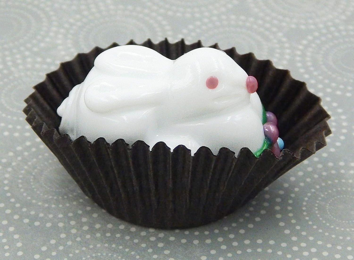 Art Glass Bunny Rabbit Chocolate Gift Handmade Easter Décor (White Chocolate)