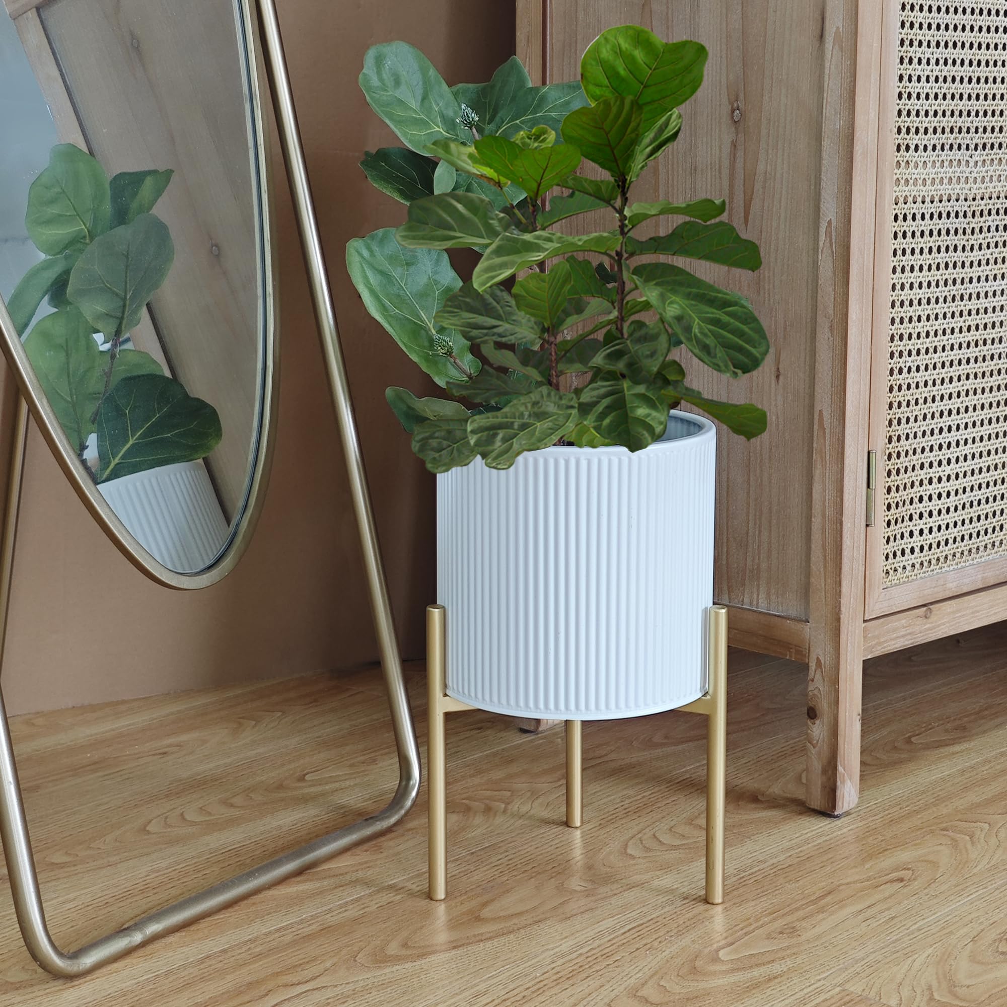 ARNIS Modern Planter Pot, ONE Round Large Planter with Stand, Decorative Planters, Metal Pots with Drainage Holes for Living Room, Office, Garden or Balcony, 8.25 &10.5 Inch, White & Gold