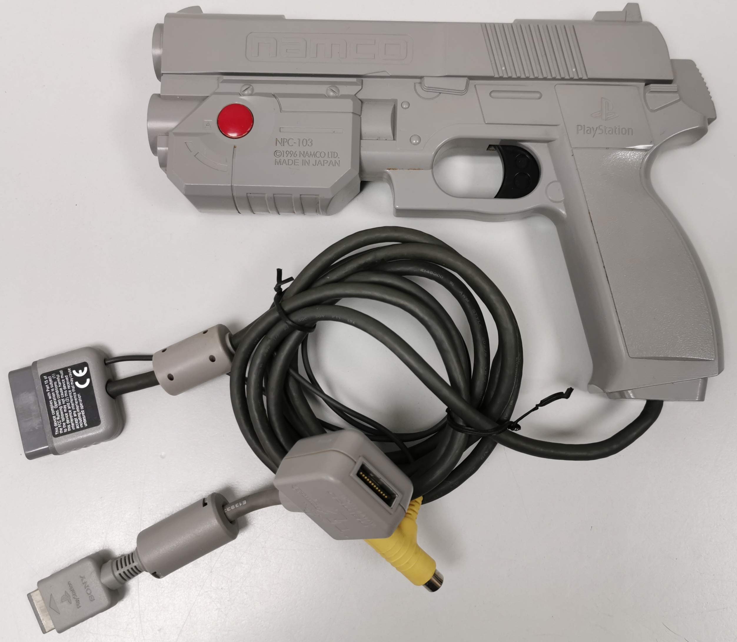 Play Station - Pistole G-Con 45