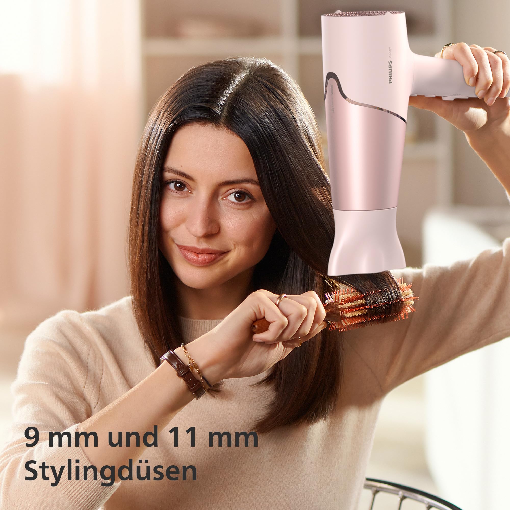 Philips 5000 Series Haartrockner – Haartrockner mit ThermoShield Technologie, Volumendiffusor und 9 mm und 11 mm Düse in Perlmutt (BHD530/20)