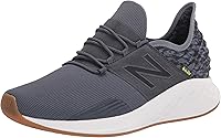 Vista 125 de New Balance Fresh Foam Roav V1 - Tenis para hombre Aluminio ligero y negro.