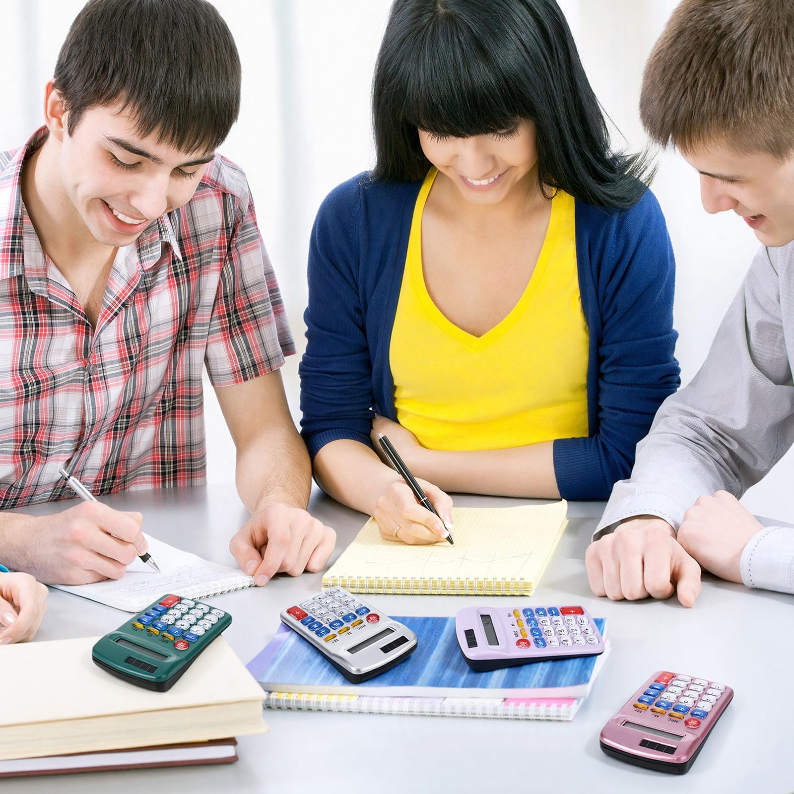 Flutesan Confezione da 30 calcolatrici tascabili, piccole dimensioni, alimentate a batteria, 4 funzioni, calcolatrice di base per studenti, bambini, scuola, casa, ufficio (blu, grigio, rosso, verde