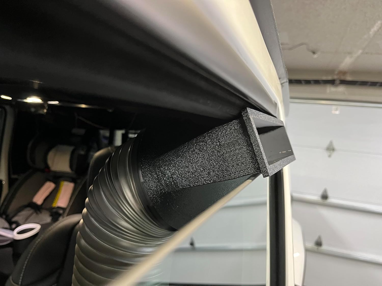 ECOFLOW Wave 2 & 3 Exhaust 5in Duct to square for easier window mounting