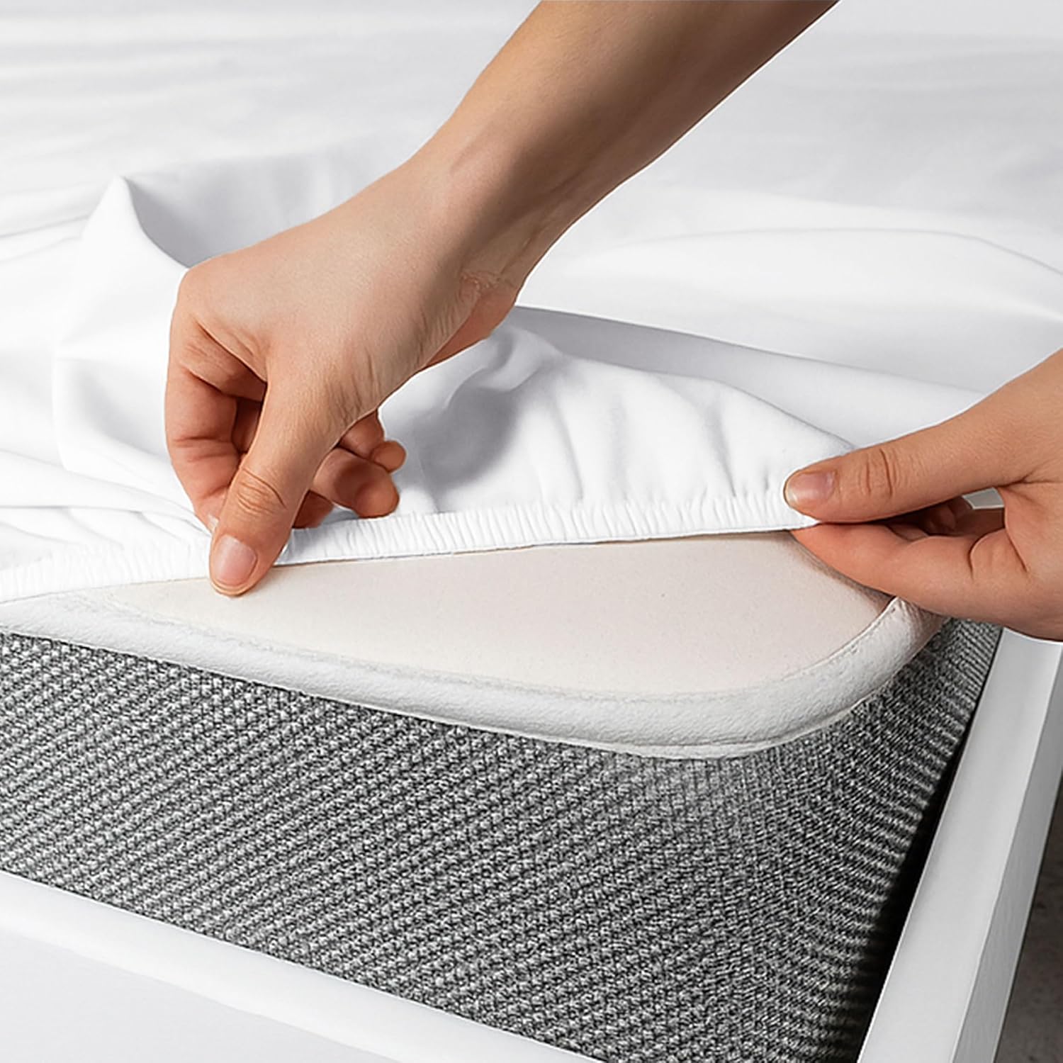 GOLD TEXTILES Full Fitted Sheet 6 Pack (54x75 + 12”) - Soft Brushed Microfiber Deep Pocket Bottom Sheets—Hotel Quality, Breathable, Wrinkle & Fade Resistant Bedding for Home, Salons (6, White, Full)