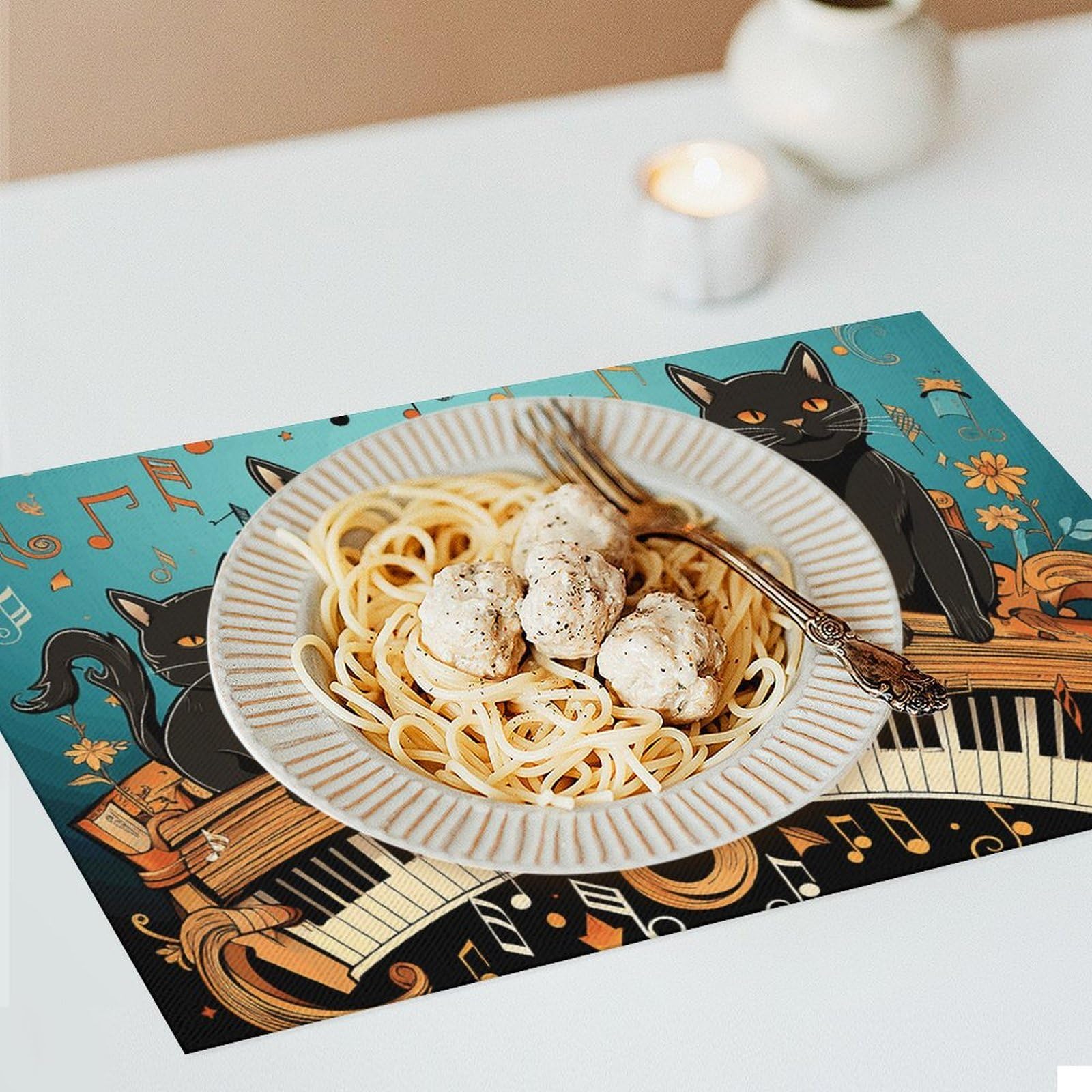 Set di 6 tovagliette all'americana in PVC con quattro gatti neri sdraiati sul pianoforte, lavabili e resistenti al calore, antiscivolo, impermeabili, per tavolo da pranzo per interni ed esterni