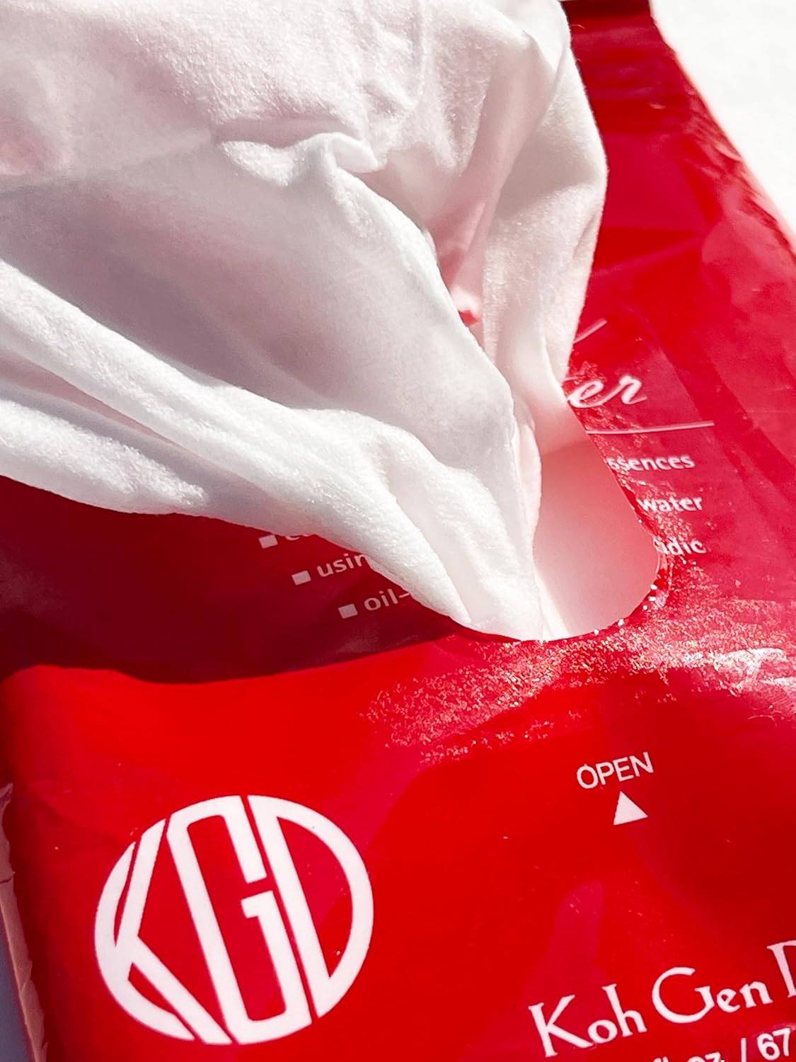Koh Gen Do Spa Cleansing Water Cloth 1 Pack, 10 Cloths Per Pack - Image 5