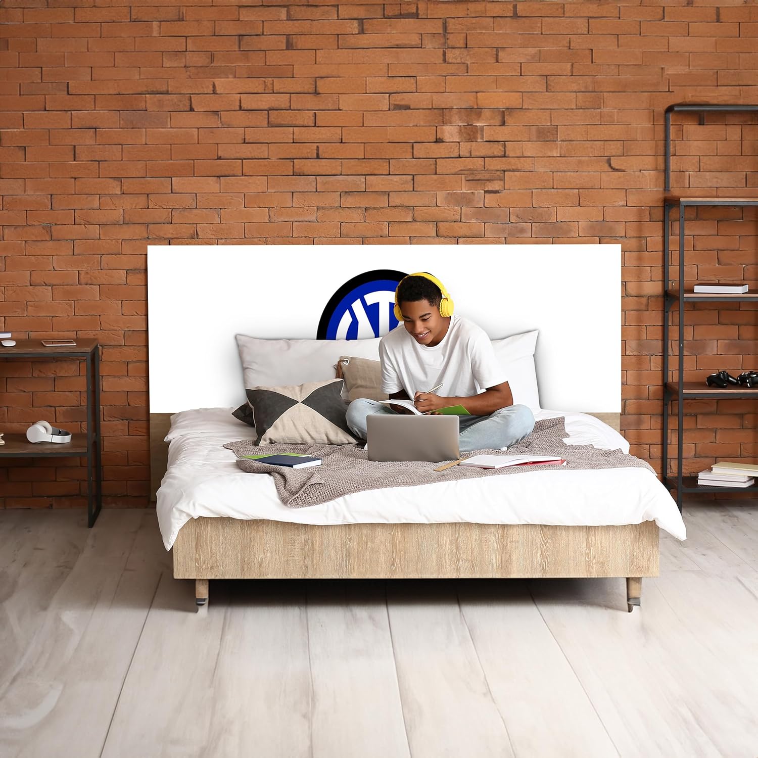 FC Internazionale Milano Adjustable Headboard Single Bed 100 x 75 cm Crest on White Official Merchandise