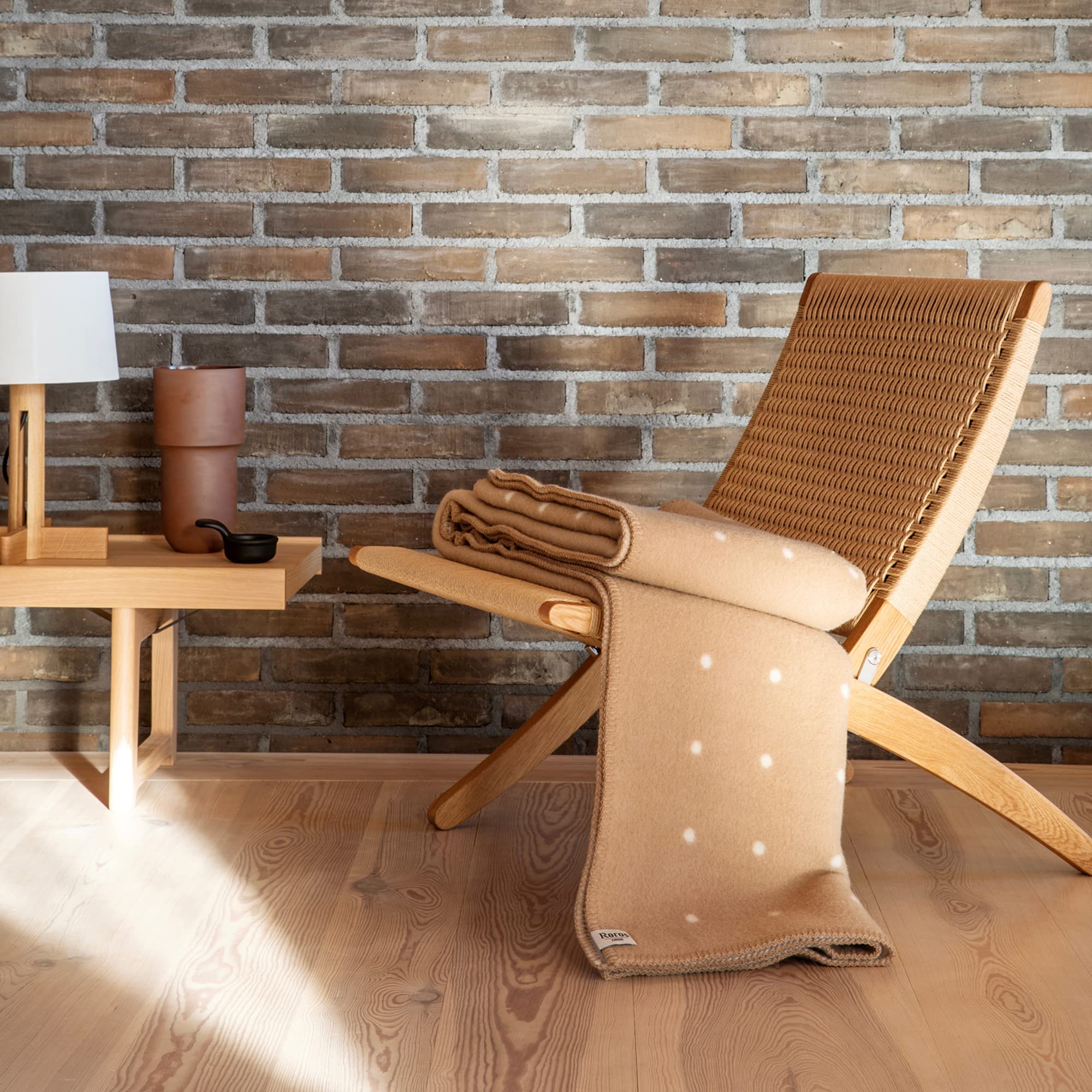 Amazon.com: Roros Tweed Designer 100% Norwegian Wool Throw Blanket