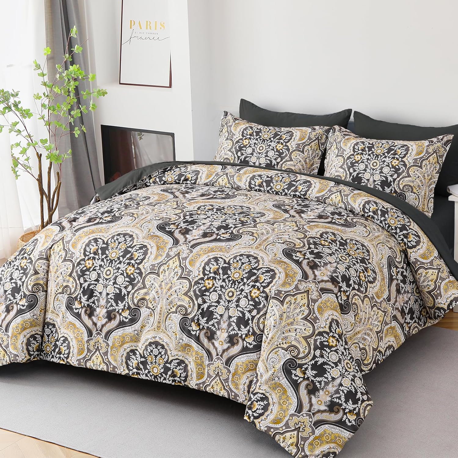 Drucon Boho Paisley Comforter Set Queen Size, 7 Pieces Bed in a Bag Black Gold Comforter Set, Soft Lightweight Bedding Set (1 Comforter, 1 Flat Sheet, 1 Fitted Sheet, 2 Pillow Shams, 2 Pillowcases)