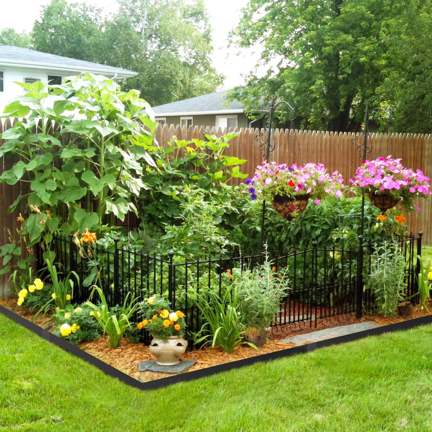 Metal Landscape Edging 6-Pack, 6" H x 39.4" L Galvanized Steel Garden Edging Border for Landscaping with Black Coated, Bendable Metal Edging for Garden, Yard, Lawn (19.7 Ft Total Length)