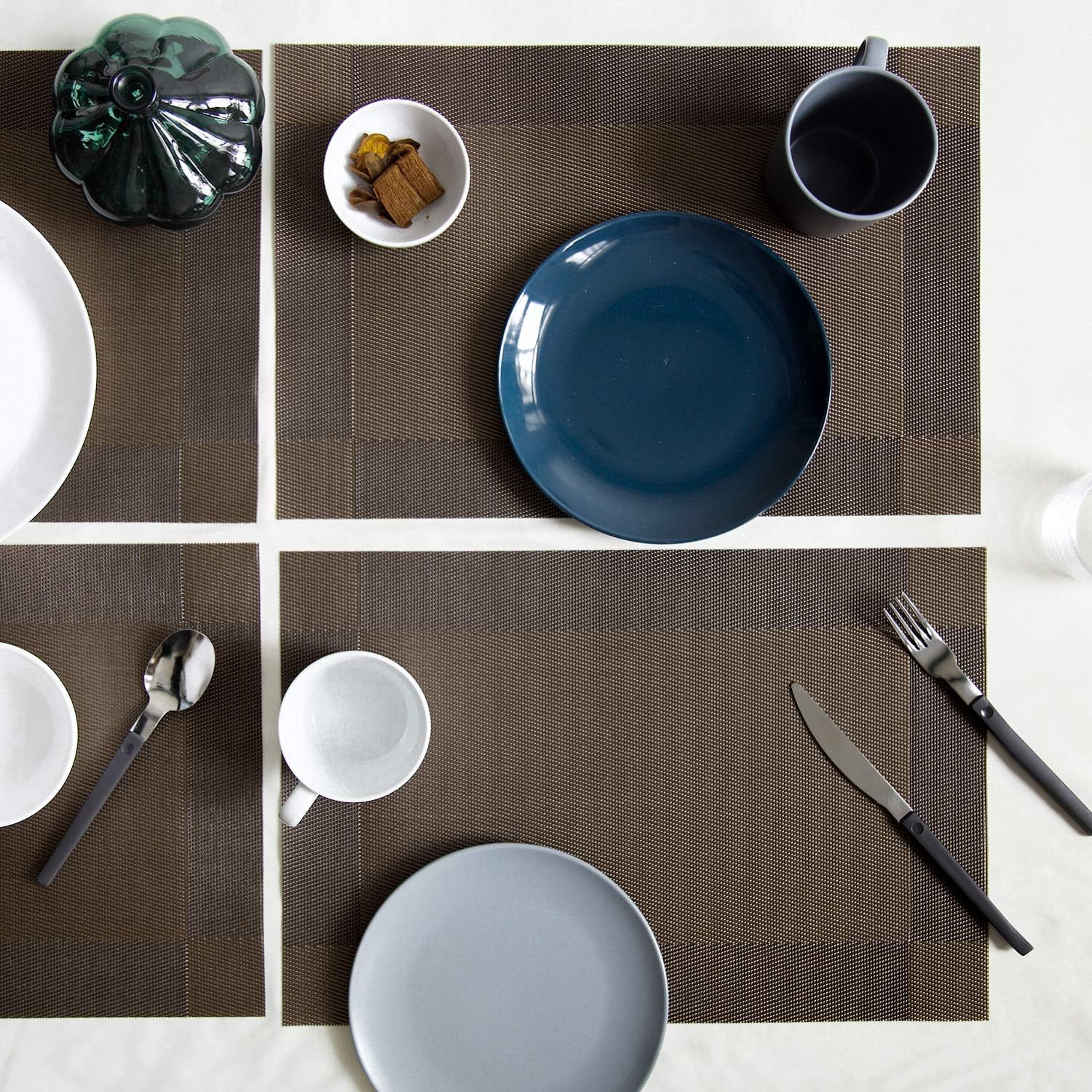 Tan Table Placemats Set of 6 PVC Heat Resistant Place Mats for Kitchen Table Waterproof Vinyl Placemat for Dining Table Dinner Mats Outdoor and Farmhouse Table Mats Set 17"×11.8" 6PCS