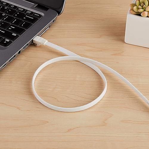 Miniatura 5 de Tienda Basics Cable de conexión Ethernet RJ45 Cat 7, plano, 600 MHz, sin enganches, incluye 15 clavos, 30 pies, color blanco