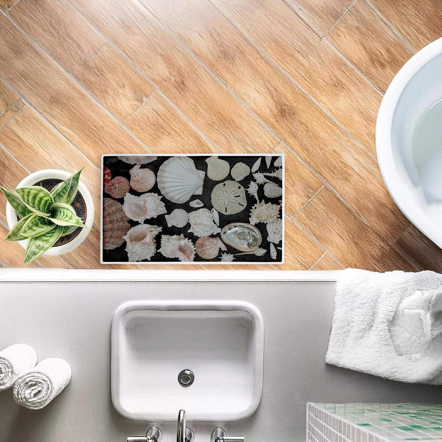 Stupell Industries Summer Shells Display Plush Bathroom Mat & Bath Rug, Soft Quick-Dry Non-Slip Bathroom Rug with Recycled Foam Cushion, Coastal Beach Nautical Design by Amy Carroll, 18"x30"