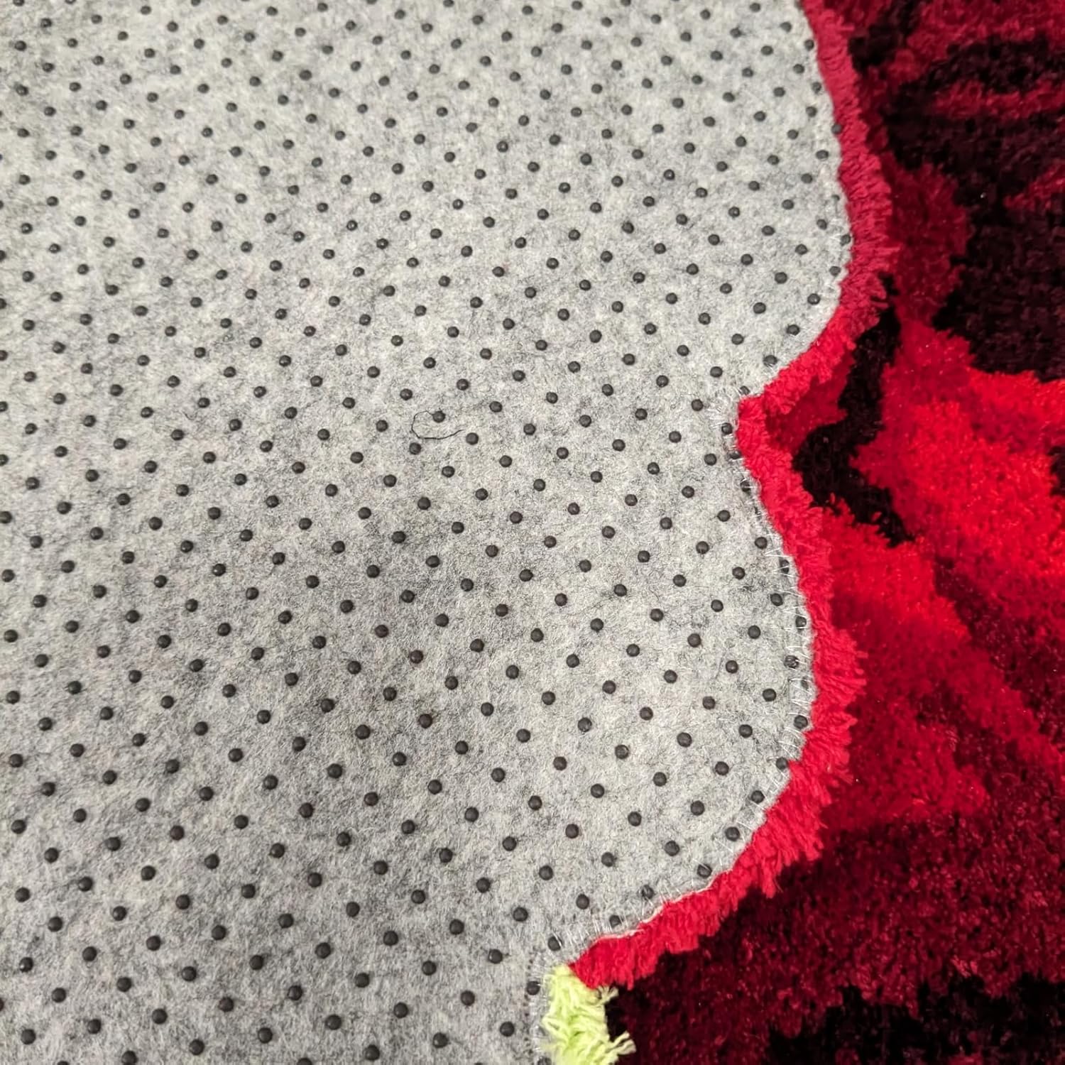 ABREEZE 3 Rose Shaped Rug Red Rose Area Rugs Bedroom/Living Room/Bathroom/Kitchen/Farmhouse/Laundry Home Decor Carpet Washable Non-Slip Mat Indoor and Outdoor Welcome Rug 24 x 31 Inches