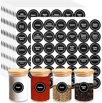 Spice Labels, 432 Pcs Self-Adhensive Round Spice Jar Labels, 1.5 In Waterproof Preprinted Chalkboard Style Tear Resistant Labels Stickers for Kitchen Food Pantry Glass Spices Jars Seasoning Containers