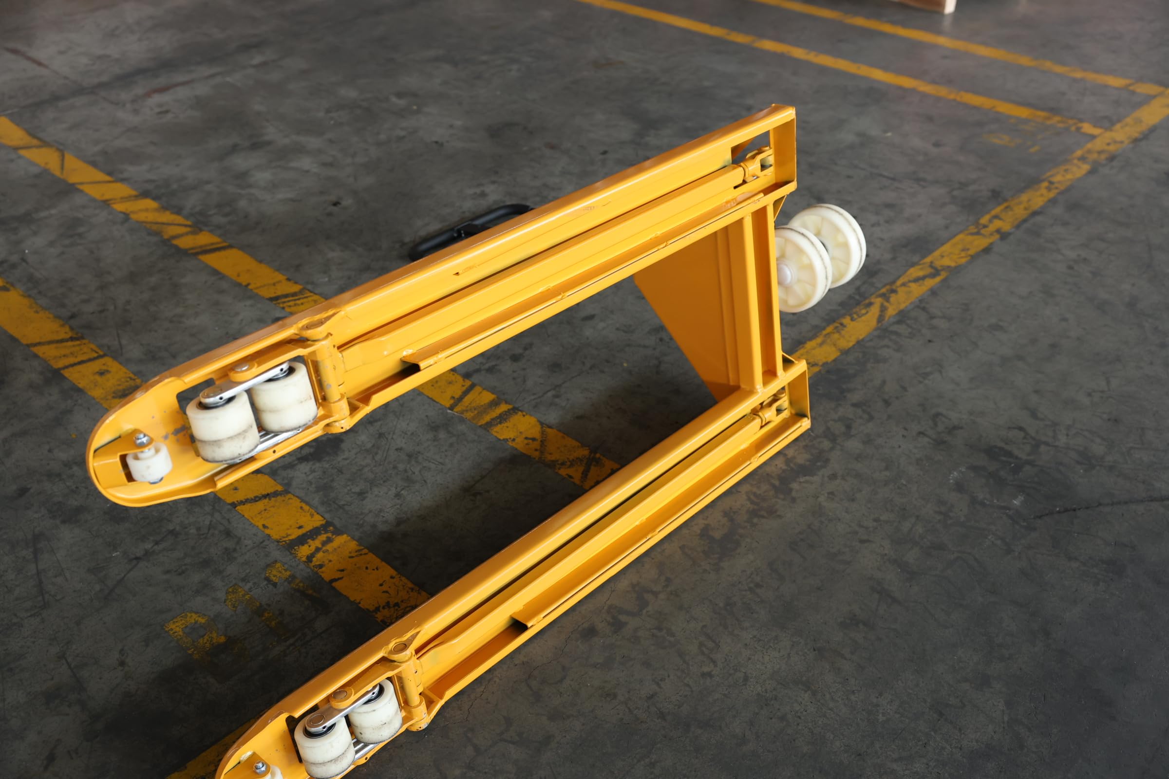 BF2000 Hubwagen | 2.000 kg Tragkraft | 1.150 mm Gabellänge | Nylon-Doppelrollen | Einlaufgabeln | Palettenhubwagen