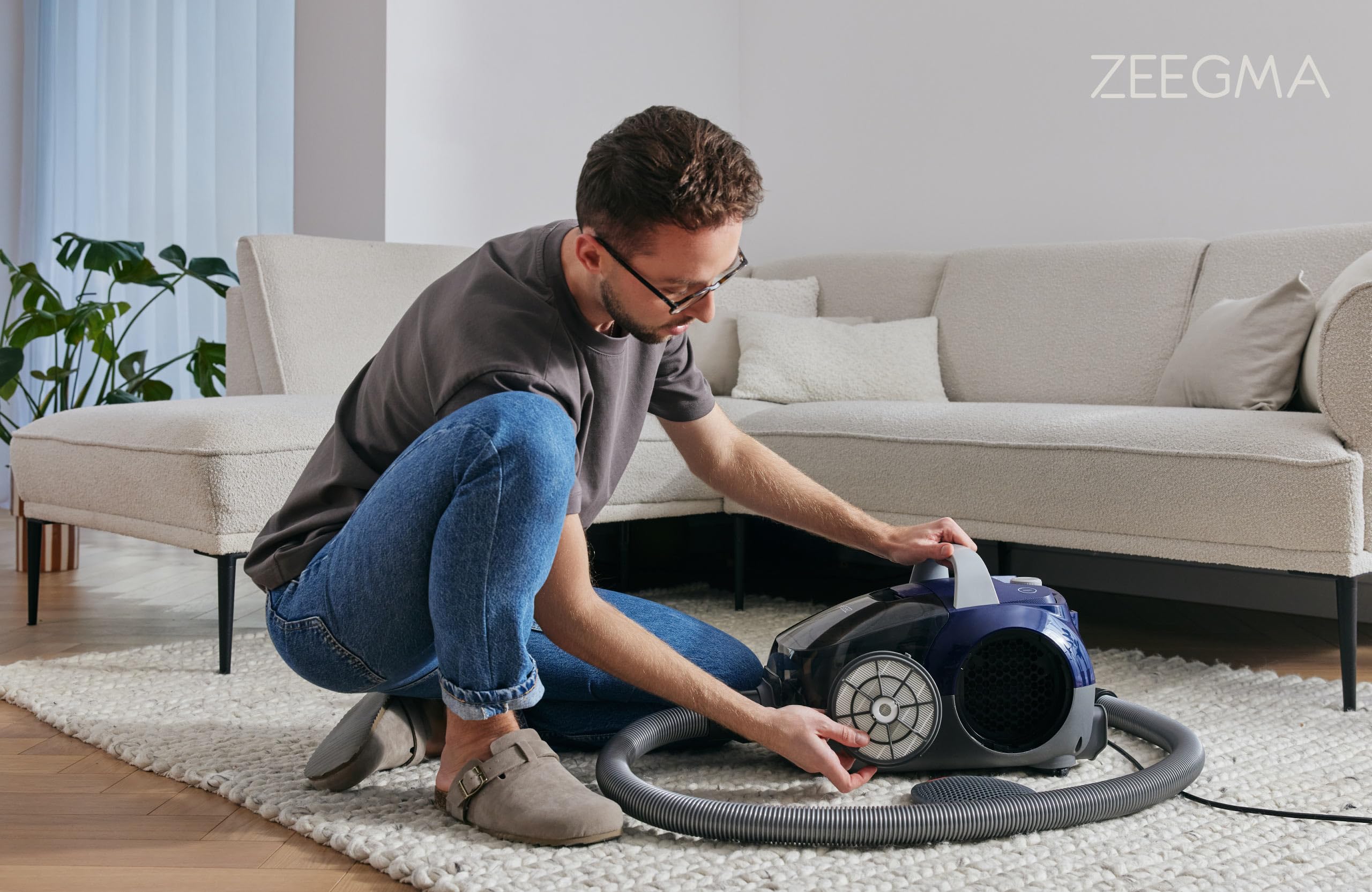 Zeegma ZONDER VERRE Flow Beutelloser Staubsauger 2 hygienische Filter | Allergikerfreundlich Hohe Saugleistung Turbobürste für Parkett 800 W Langes Kabel Geräuschloser Betrieb Duftpatronen