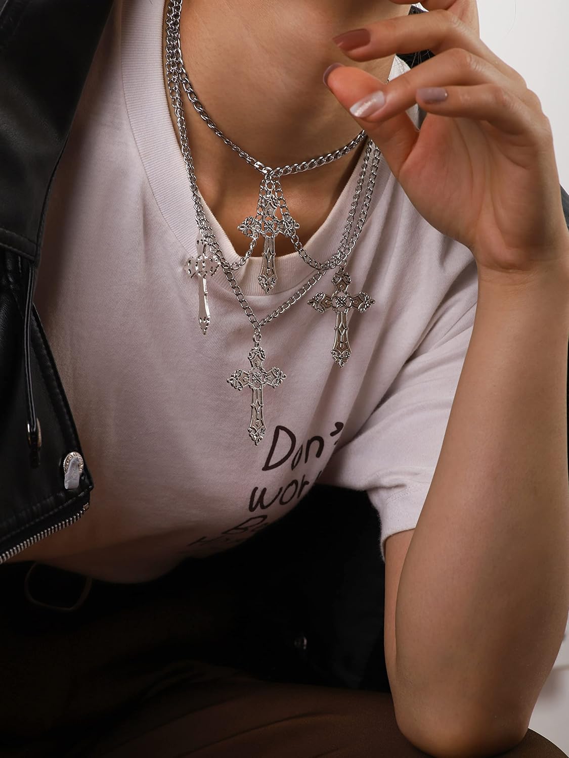 Sacina Gothic Cross Choker Necklace, Goth Punk Emo Grunge Y2k Necklace, Goth Jewelry, Halloween Christmas Jewelry Gift for Women