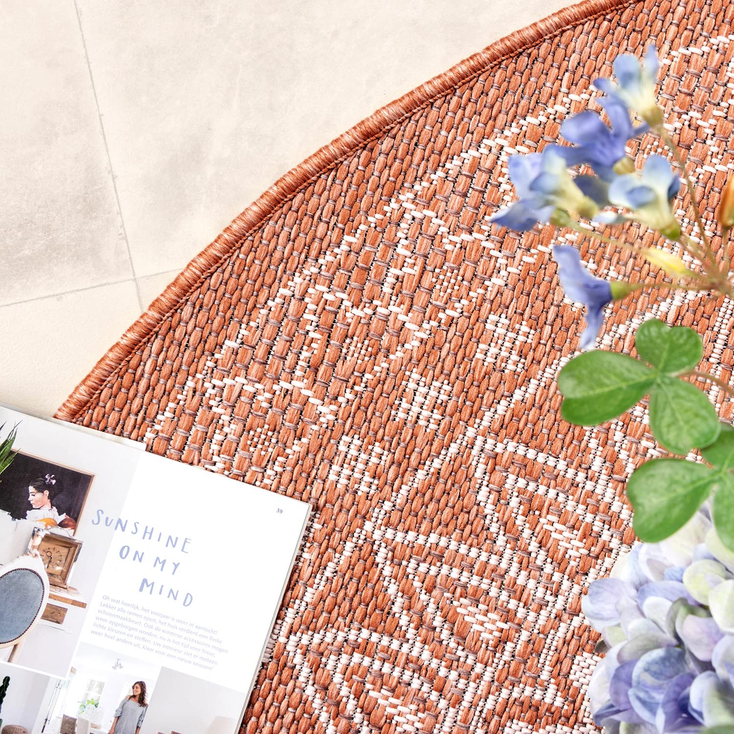 FRAAI | Home & Living Tapis d'extérieur Rond - Summer Azteca Terracotta - Ø 100 cm - Tapis Exterieur Resistant Pluie - Rond - Terrasse, Jardin, Balcon | Résistant aux intempéries - Synthétique - Polypropylène - Balcon, Jardin/Terrasse - Tapis d'extérieur
