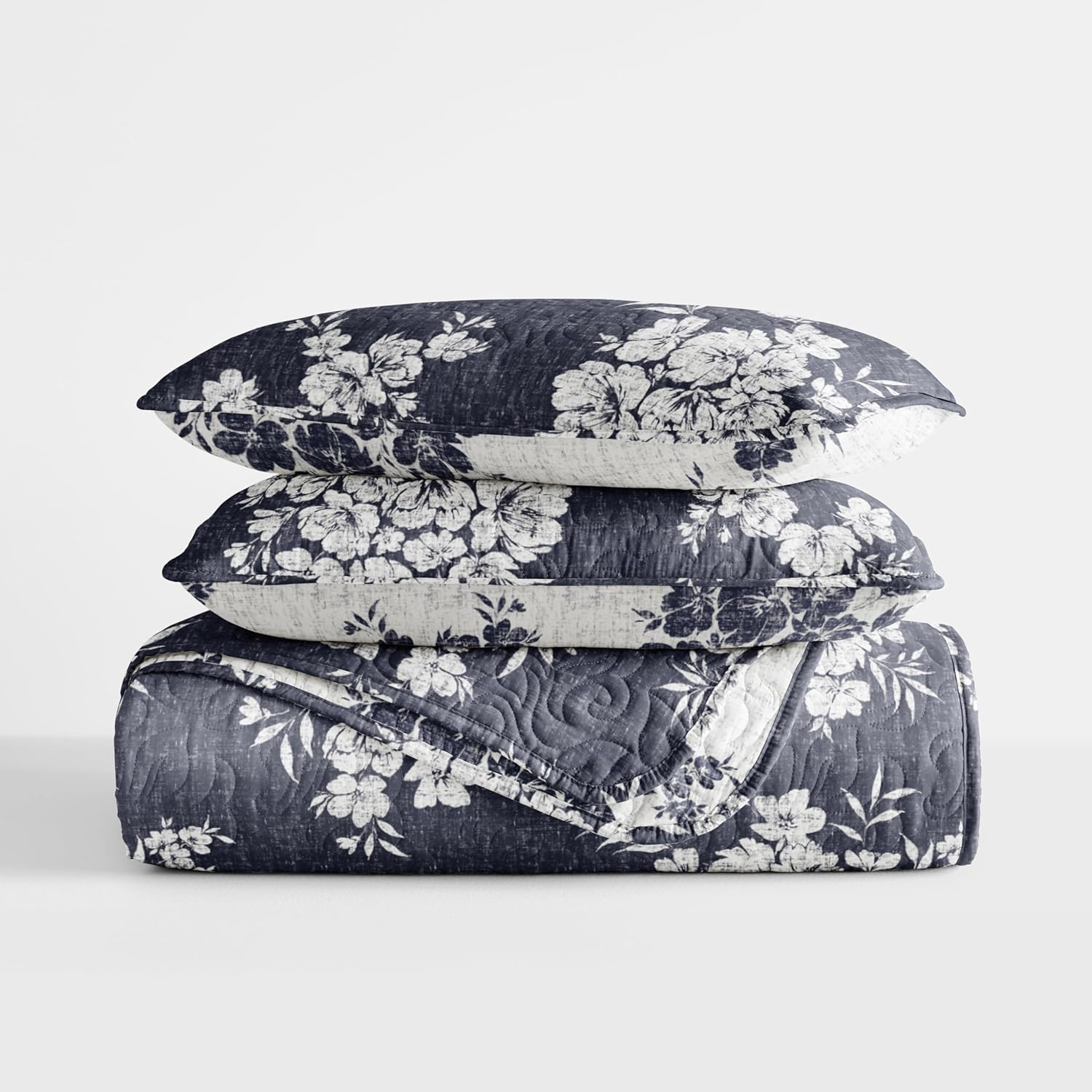 Merit Linens 3 Piece Quilt Set - Super Soft - Lightweight - All Season Quilted Coverlet - Timeless Patterns - King/Cal-King Navy