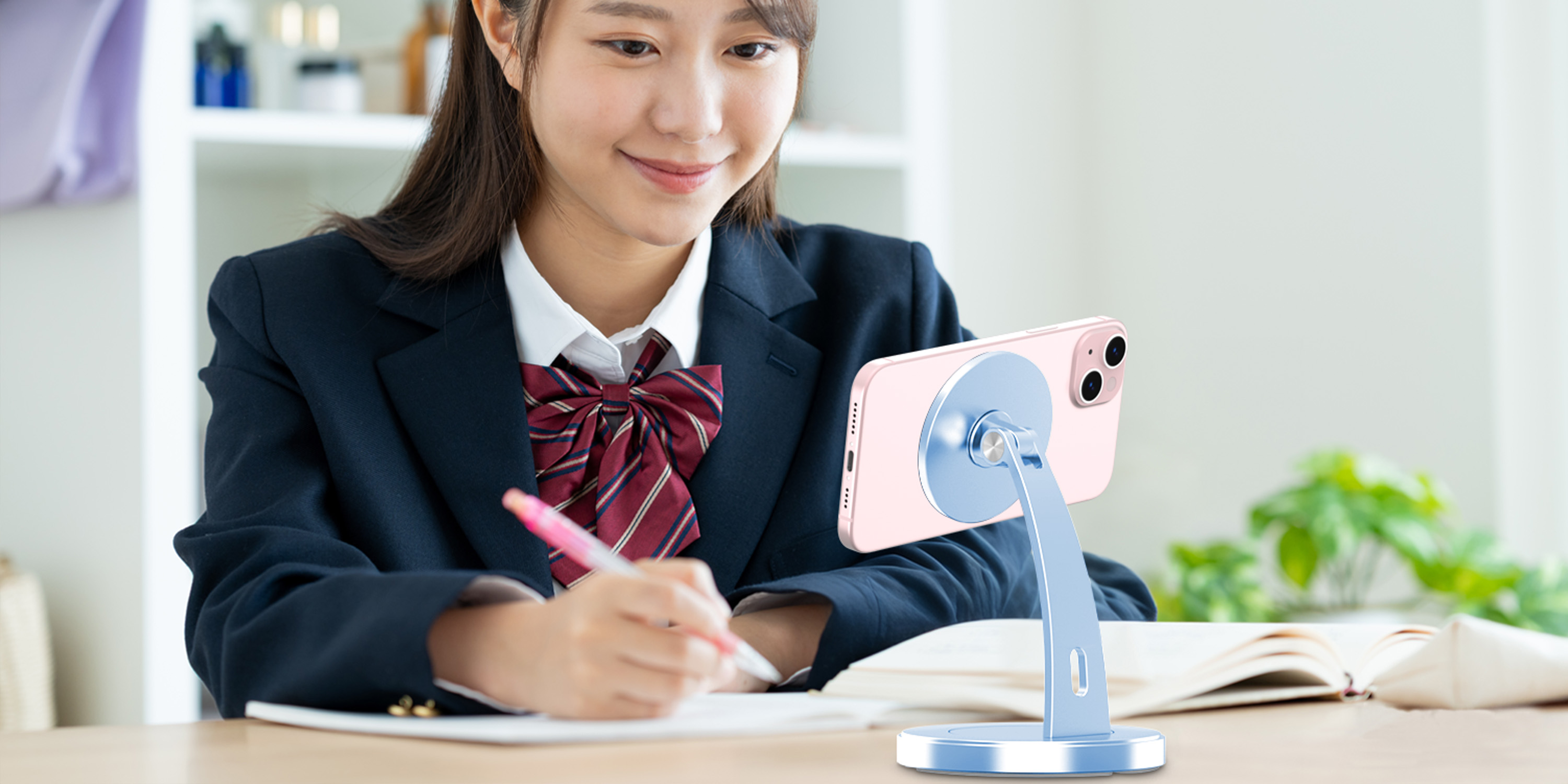 Amazon.co.jp: Aoviho(アオビホ) スマホスタンド MagSafe対応 卓上用