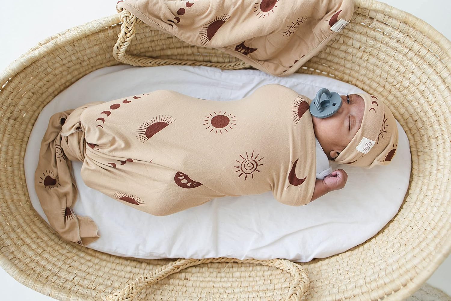 Leyl&Ari Stretchy Swaddle Blanket Hat Set | Receiving Blankets for Newborn Babies | Jersey Swaddle Blanket