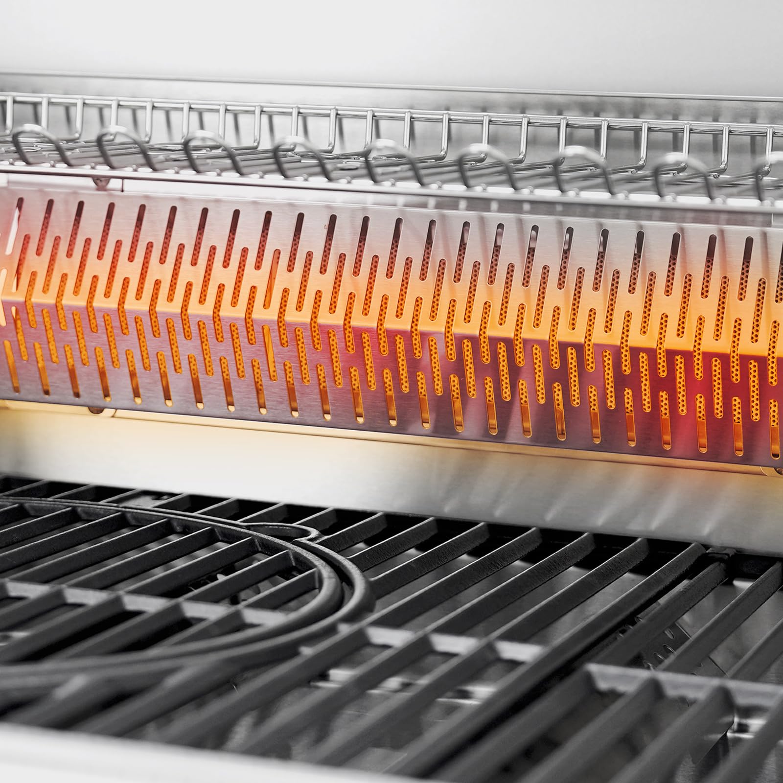 TAINO PLATINUM YAMARA 4+2 Gasgrill Edelstahl 4 Brenner Keramik Sear-Burner Keramik Backburner Piezo-Zündung Grillrost gusseisern