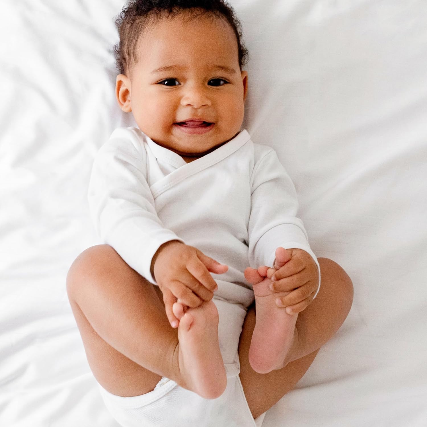 Check Me Out 6-Piece Baby Gift Set Organic Cotton Layette Clothing in Box for Boys & Girls - Image 5