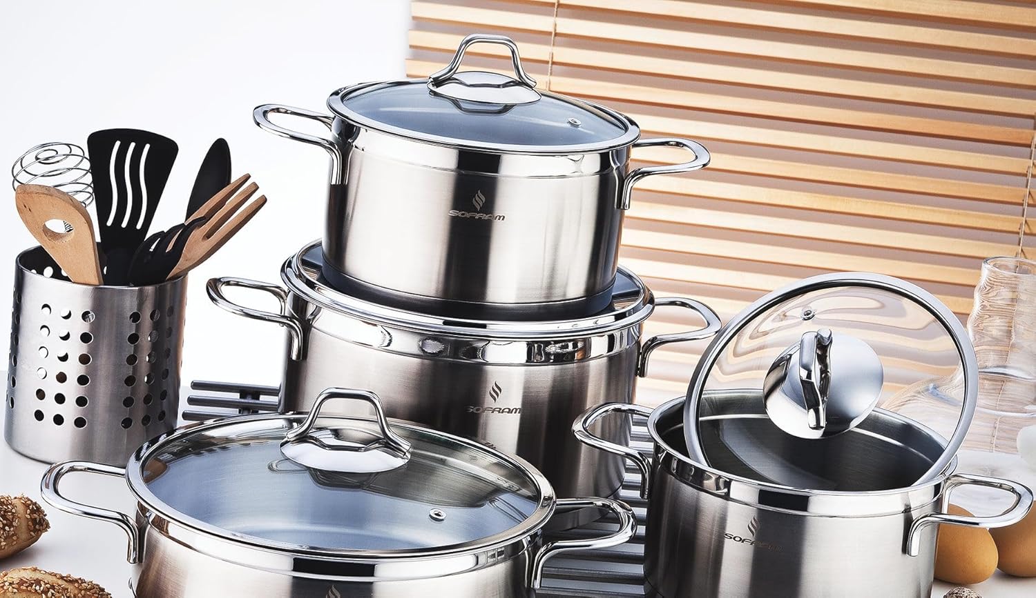 Stainless Steel Deep Stock Pot with Glass Lid Soup Pot Deep Casserole Cooking Pot Suitable for Induction Stove Cookware (10.1-qt. (9.6 L))