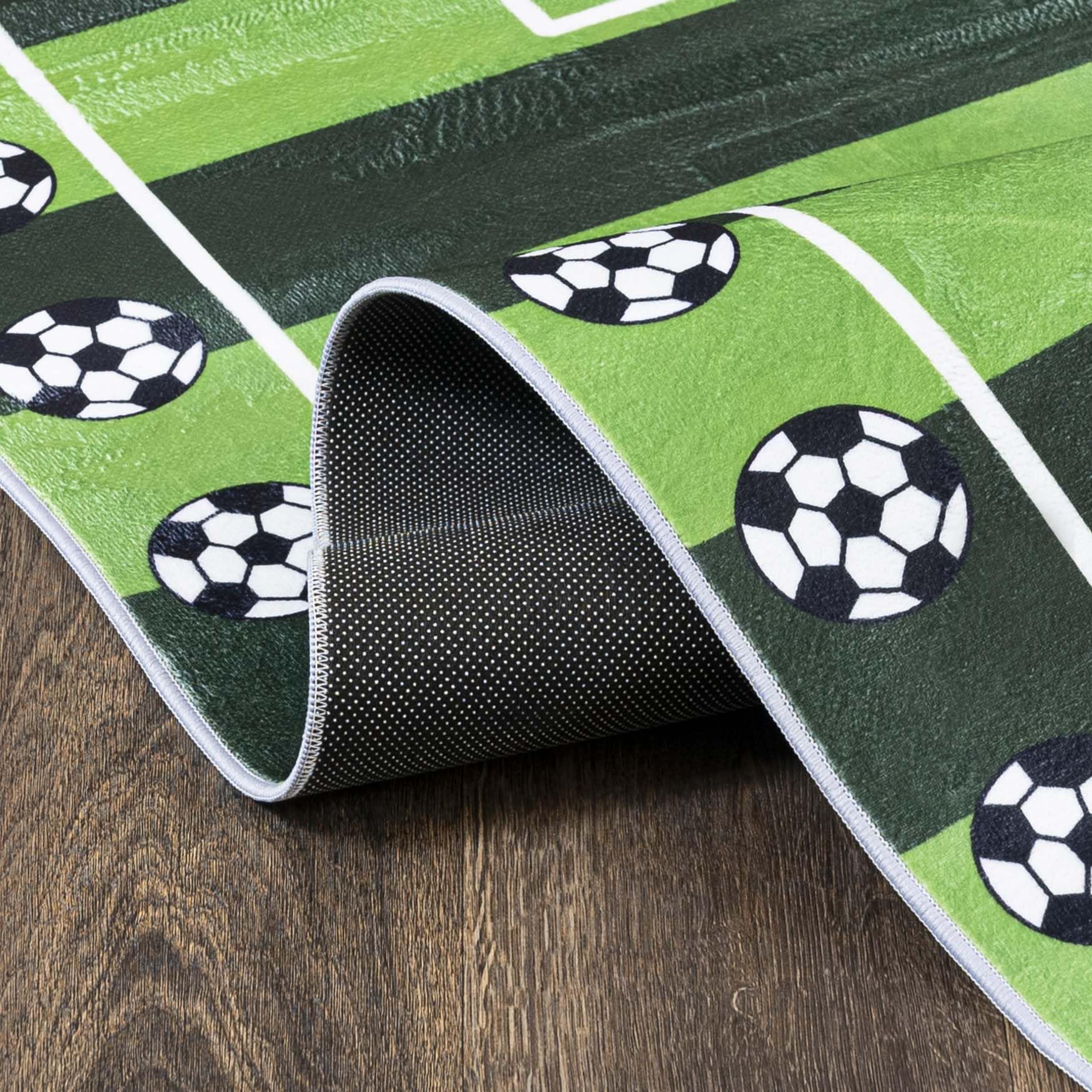 Mazovia Alfombra Infantil Habitación Infantil 140x200cm Verde Pelo Corto | Alfombra para Niños para Dormitorio Sala de Juegos Niños Campo de Deporte Fácil de Limpiar Antideslizante Suelo Radiante