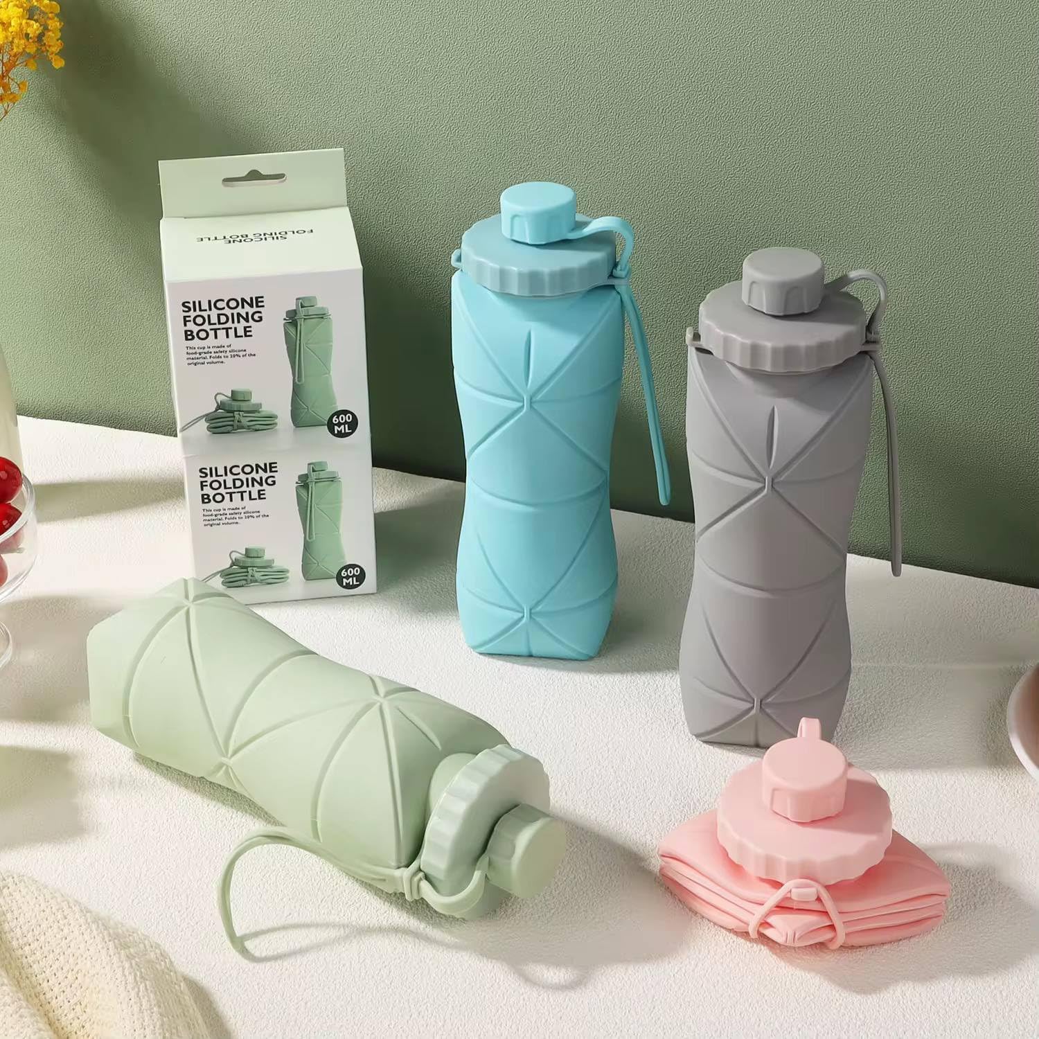 Silicone Folding Water Bottle 600 ML | Collapsible Reusable Drinking Bottle with Leak-Proof Lid & Carry Strap | BPA-Free Travel, Gym & Outdoor Water Bottle (1 Pcs Multi Color)