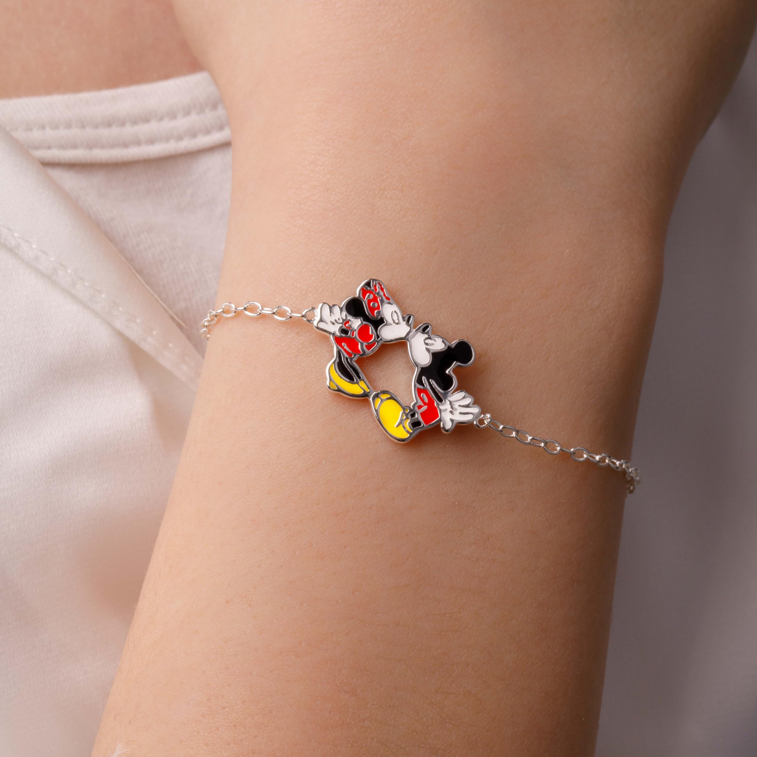 Disney Bracciale Topolino e Minnie in Argento 925 con Smalto Colorato, Braccialetto Regolabile con Charm Bacio per Bambini e Bambine, Confezione Regalo, Gioielli Ufficiali