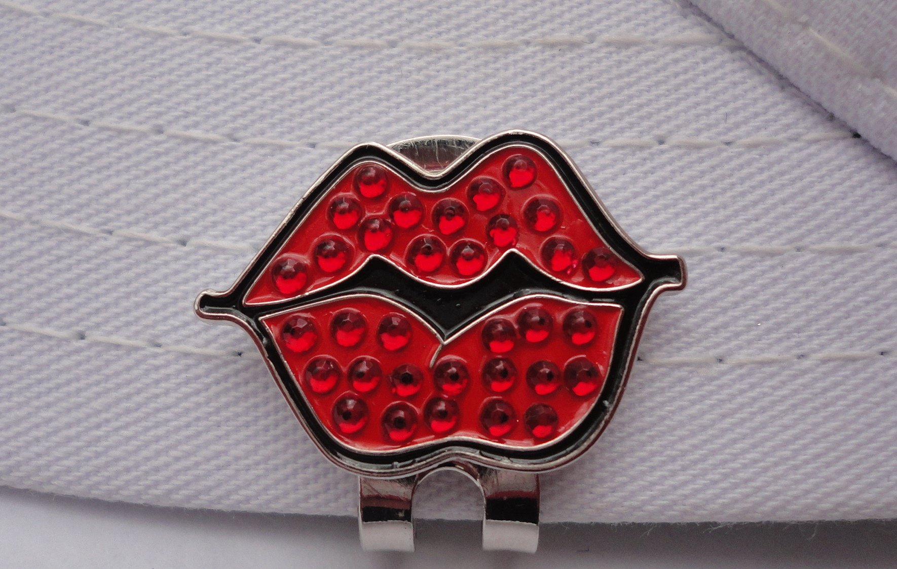 FunMarkers Red Hot Lips W/Crystals and Magnetic Hat Clip