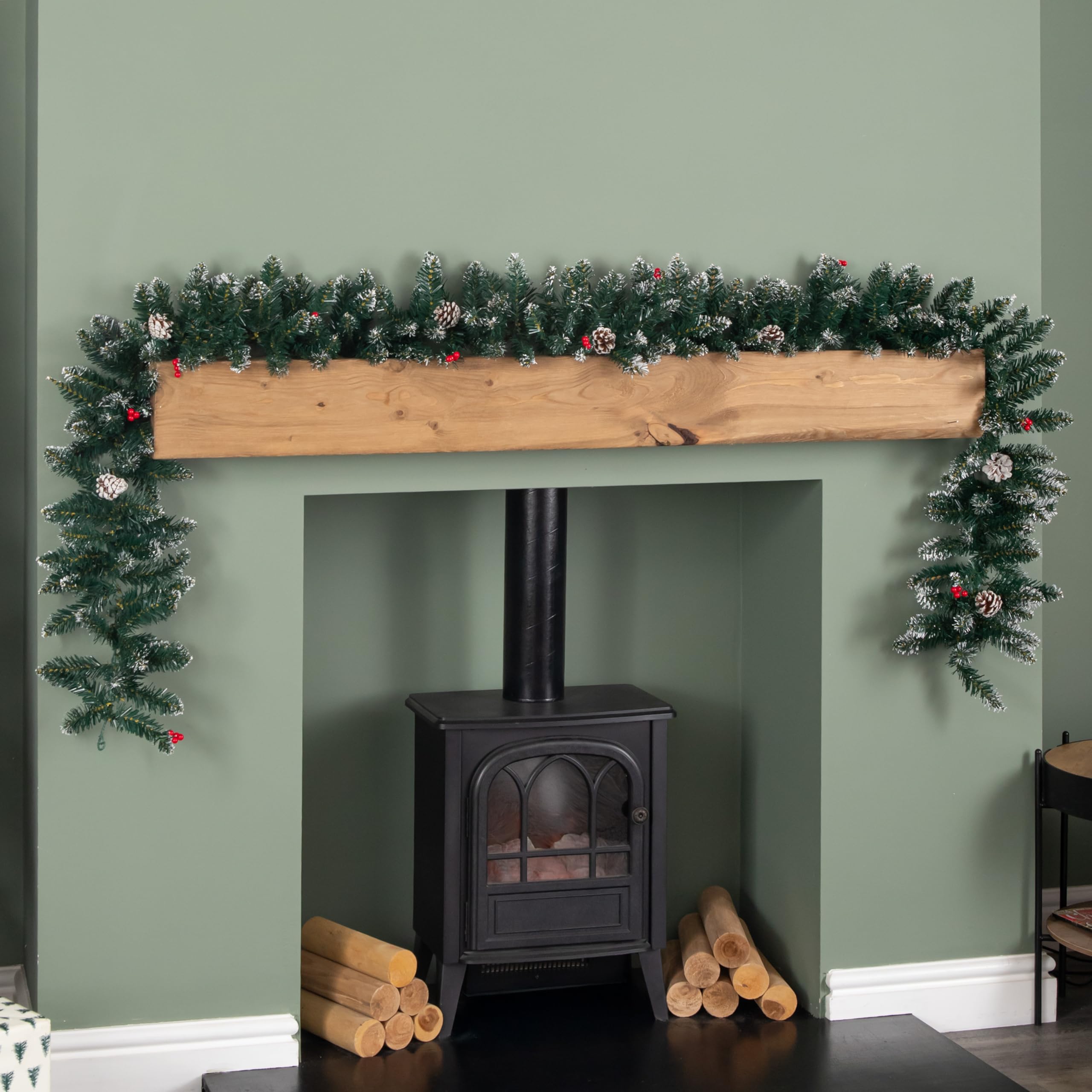 Samuel Alexander Green/Red 2.7M Christmas Garland With Pine Cones And Berries