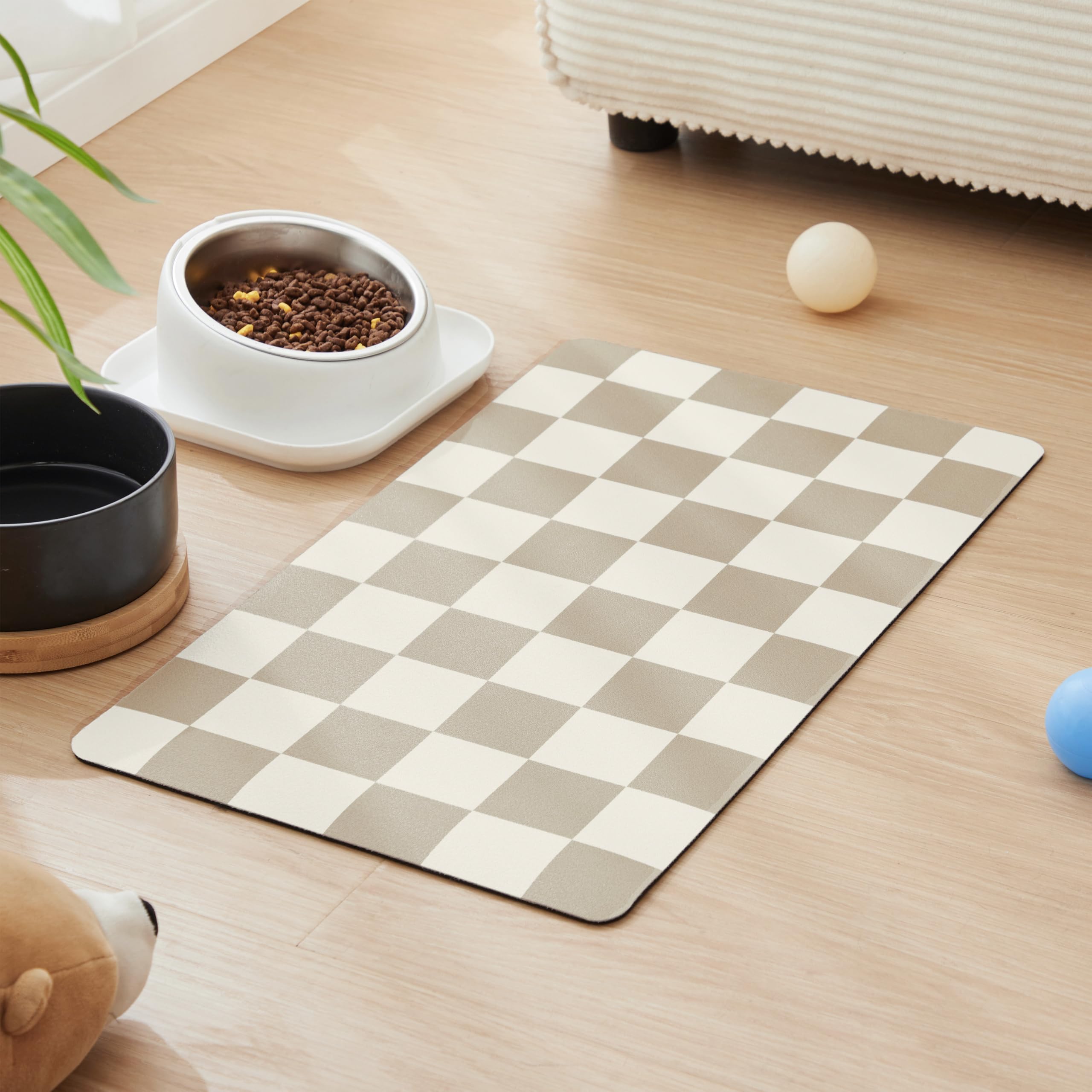 Ralxion Checkered Dog Feeding Mat, Absorbent Mats for Dog Food and Water Bowl, Dispenser, Aesthetic Khaki Beige Checkerboard Pet Placemat for Dogs, Cats, Puppy Accessories (Khaki, 16 x 24)