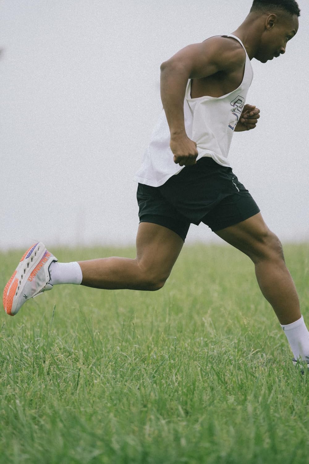 Swiftwick – MAXUS Mid-Crew (1-3 Pairs) Golf & Running Socks, Maximum Cushion, Mens & Womens - Image 2