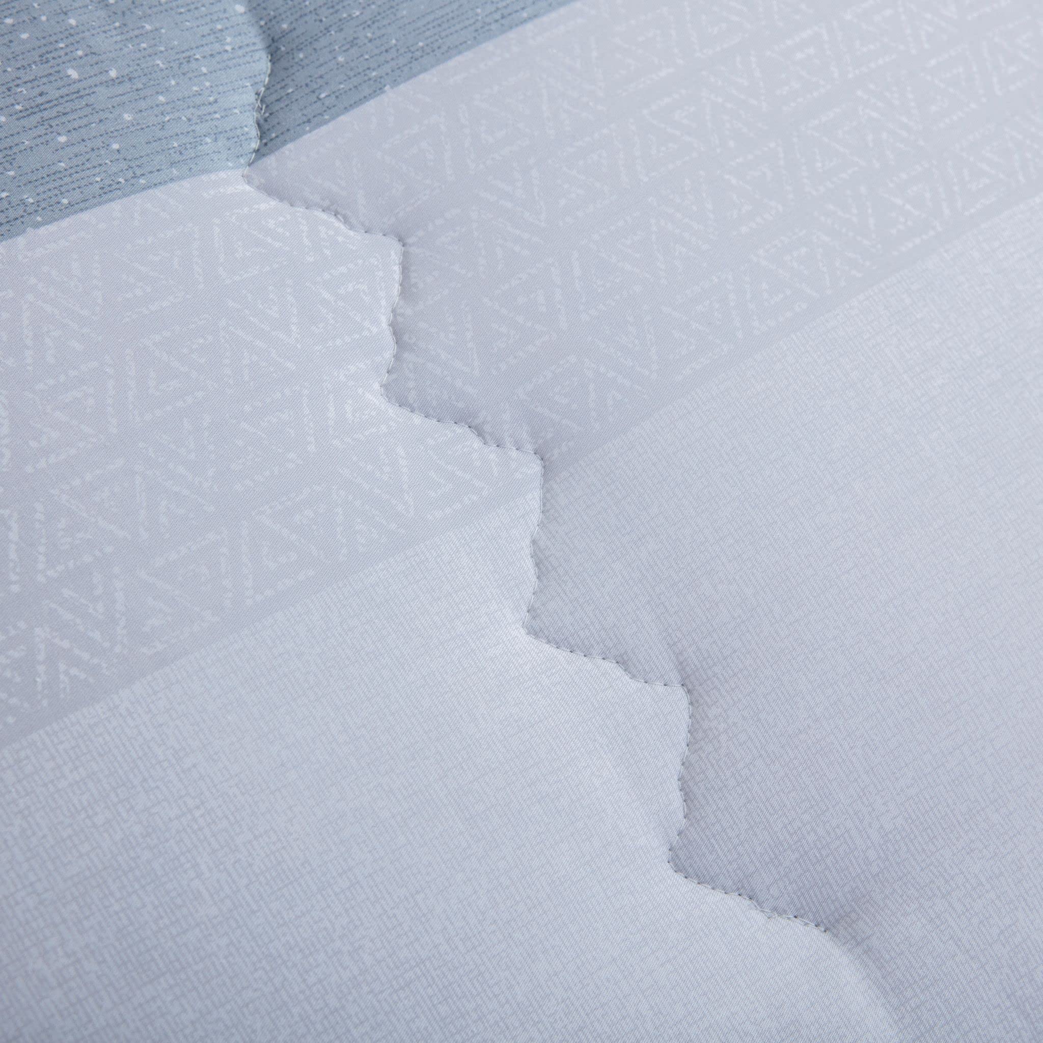 SLEEPBELLA Bettdecke für King-Size, Fadenzahl 600, Baumwolle, Babyblau und Marineblau, gestreift, Patchwork, wendbares Muster, wendbar, blau, 3-teilig (Kingsize, Blaues Patchwork)