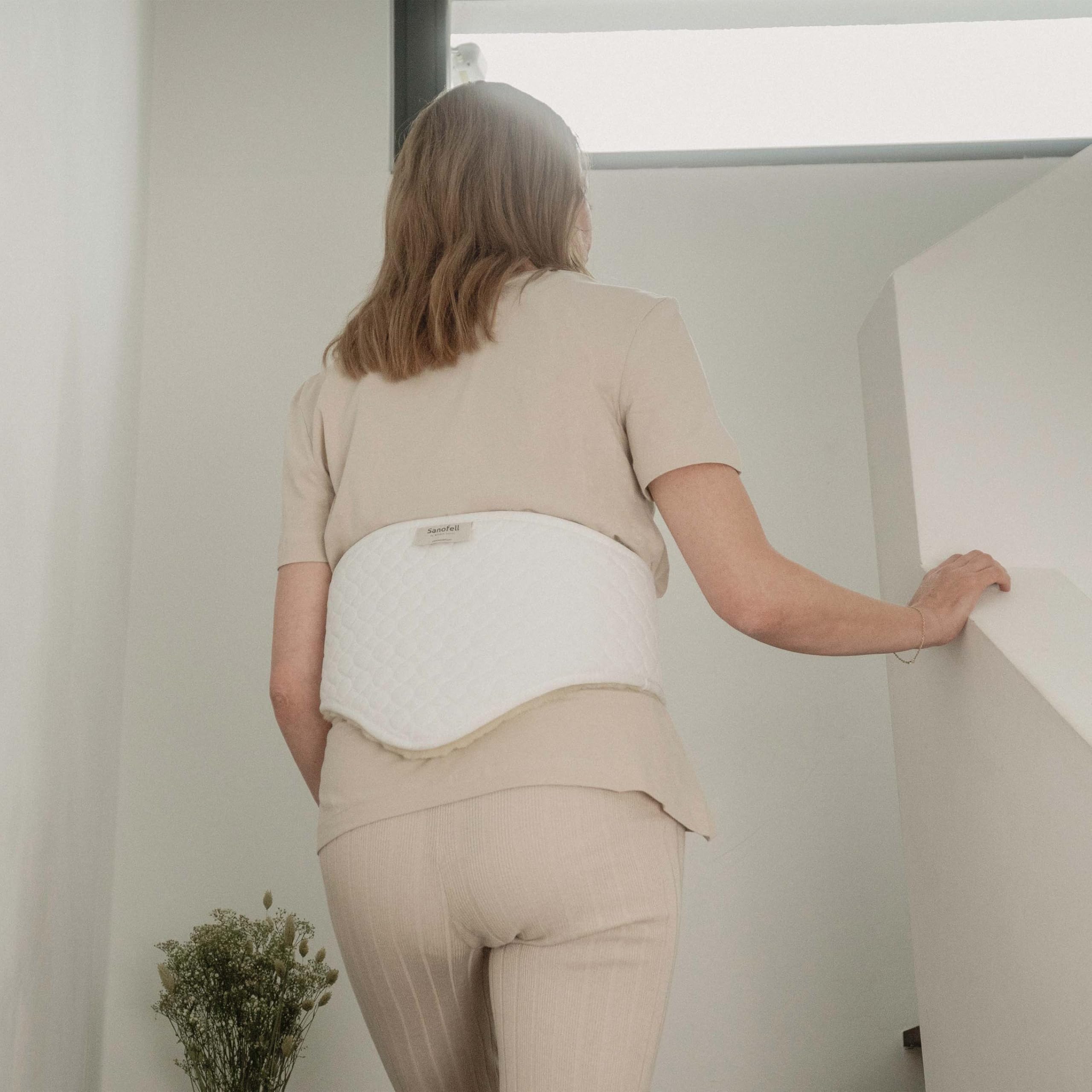 Lammfell-Nierenwärmer von CHRIST – unisex Nierengurt mit Innenseite mit medizinischem, echtem hochwertigem Fell, in der Farbe natur und der Größe M (95-110 cm)