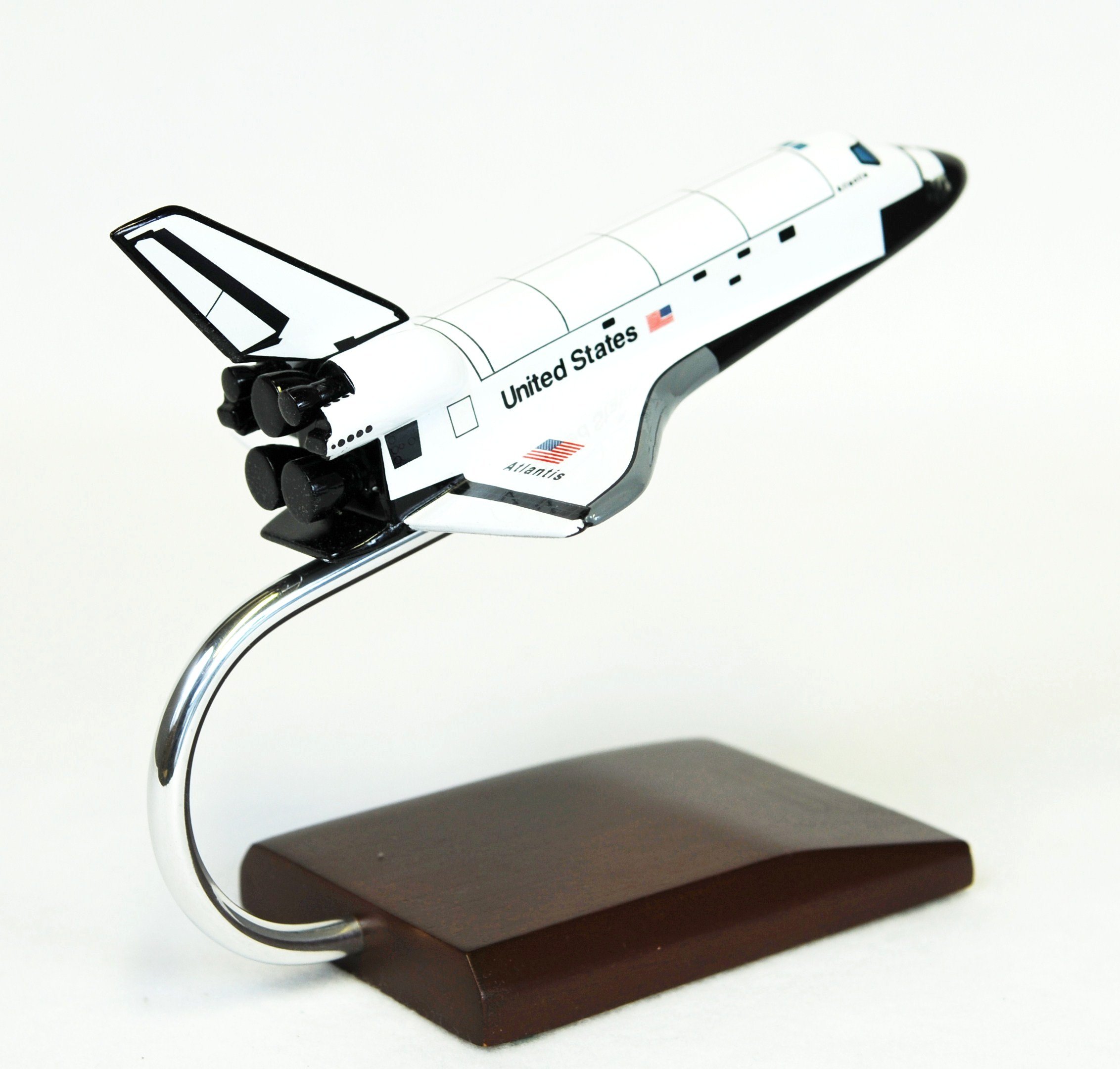 Nasa Space Shuttle Pin Endeavour Discovery Atlantis Columbia Challenger