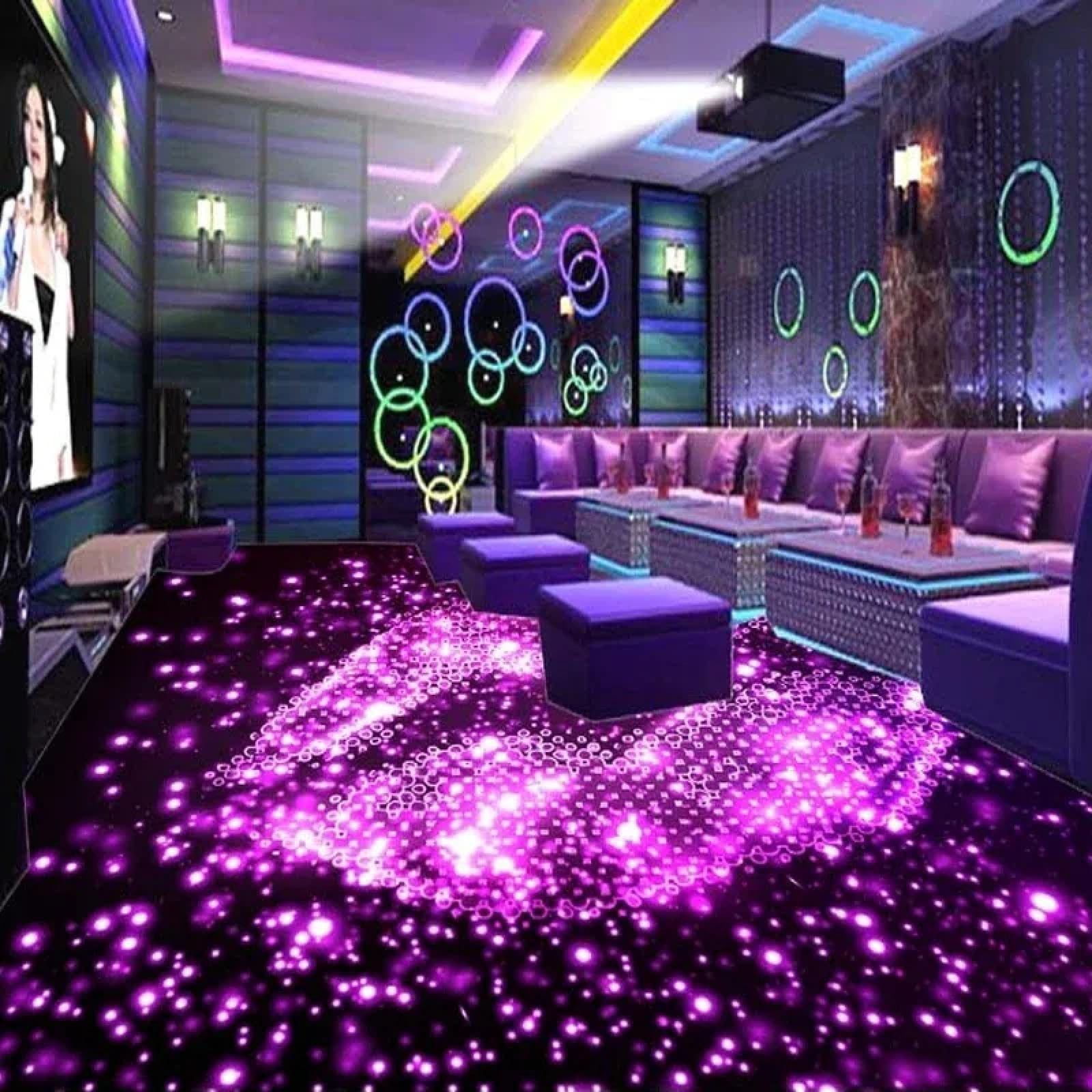 Sticker de sol 3D violet pour relooker un vieux carrelage de douche