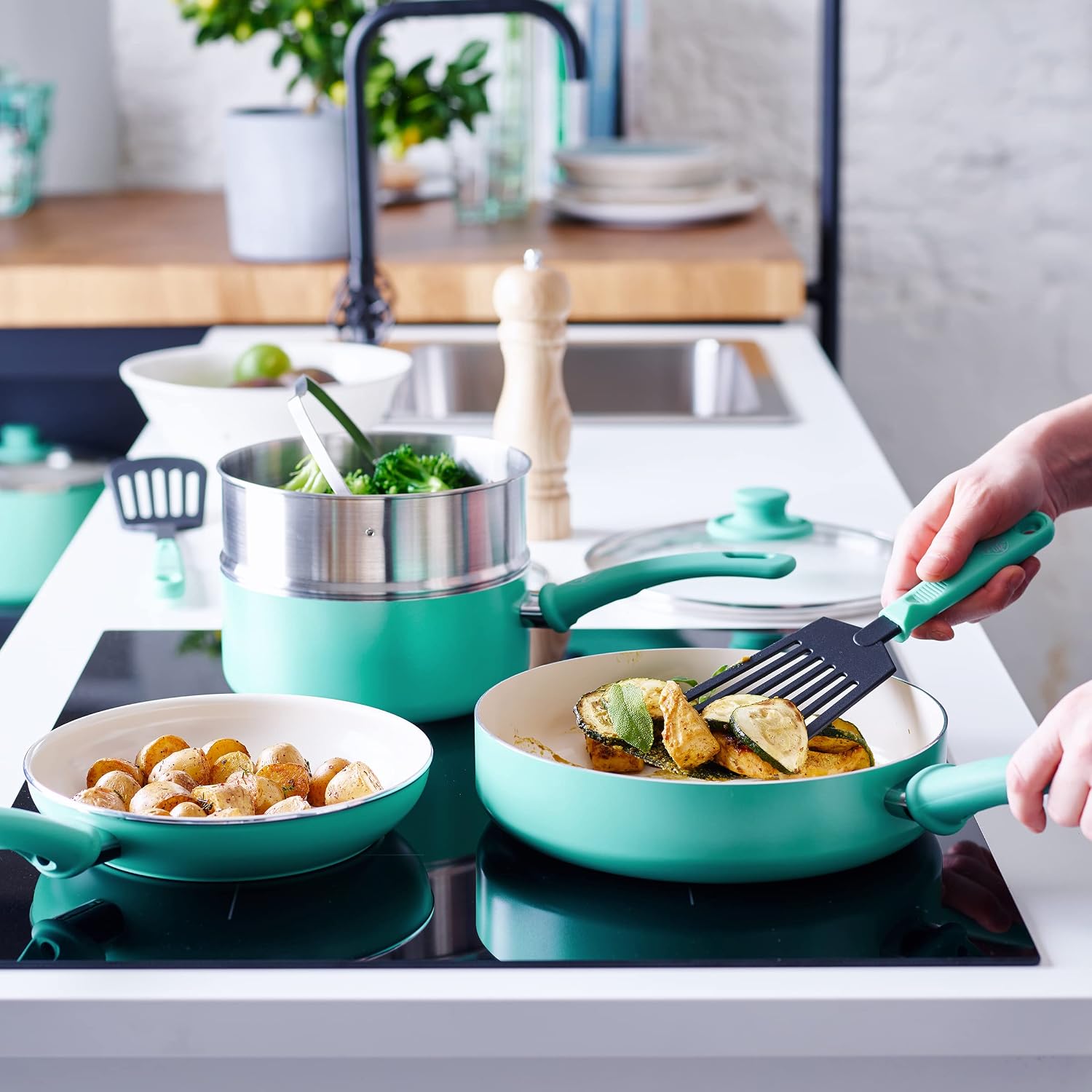Flash Deals - 70% OFF GreenLife Soft Grip 15 Piece Ceramic Non-Stick Induction Cookware Set, Turquoise One-Day Sale: Up to 60% Off GreenLife Soft Grip 15 Piece Ceramic Non-Stick Induction Cookware Set, Turquoise