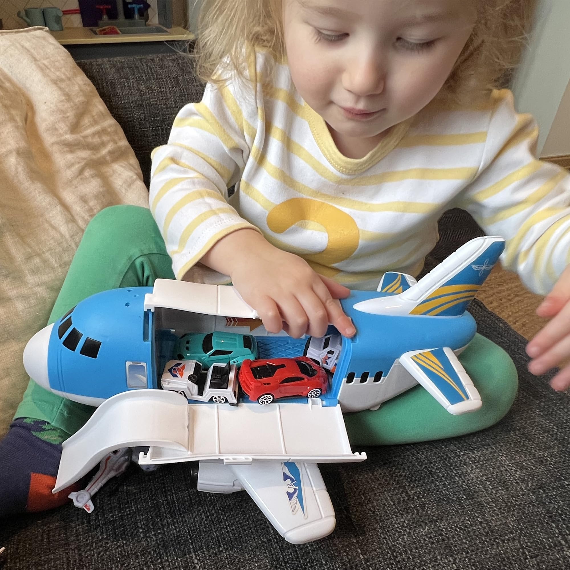 Teamsterz Metro City Flugzeug-Transporter | Frachtflugzeug Spielset mit Autos | Spielzeugflugzeug mit 16 Zubehörteilen: Spielzeugautos & Spielzeughubschrauber | Autotransporter mit Aufbewahrung & Ramp